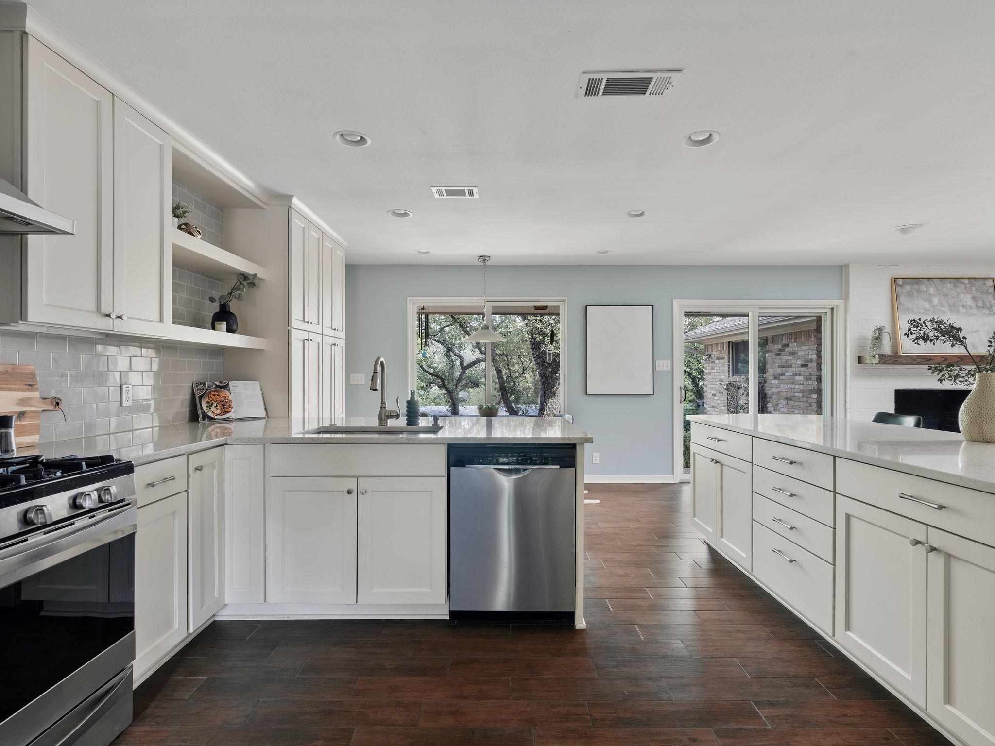 7601 Parkview Cir, Austin, TX 78731