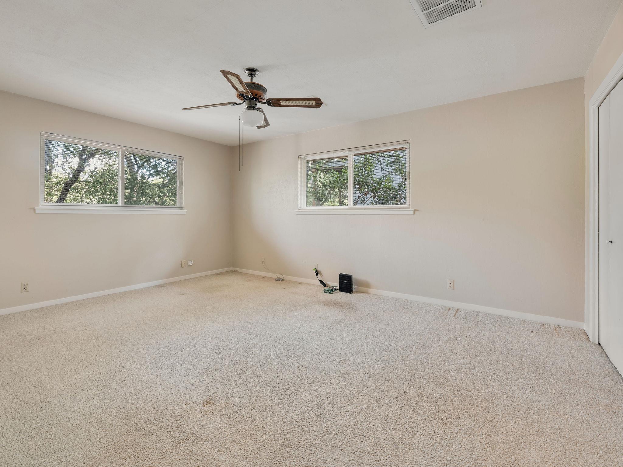 7601 Parkview Cir, Austin, TX 78731