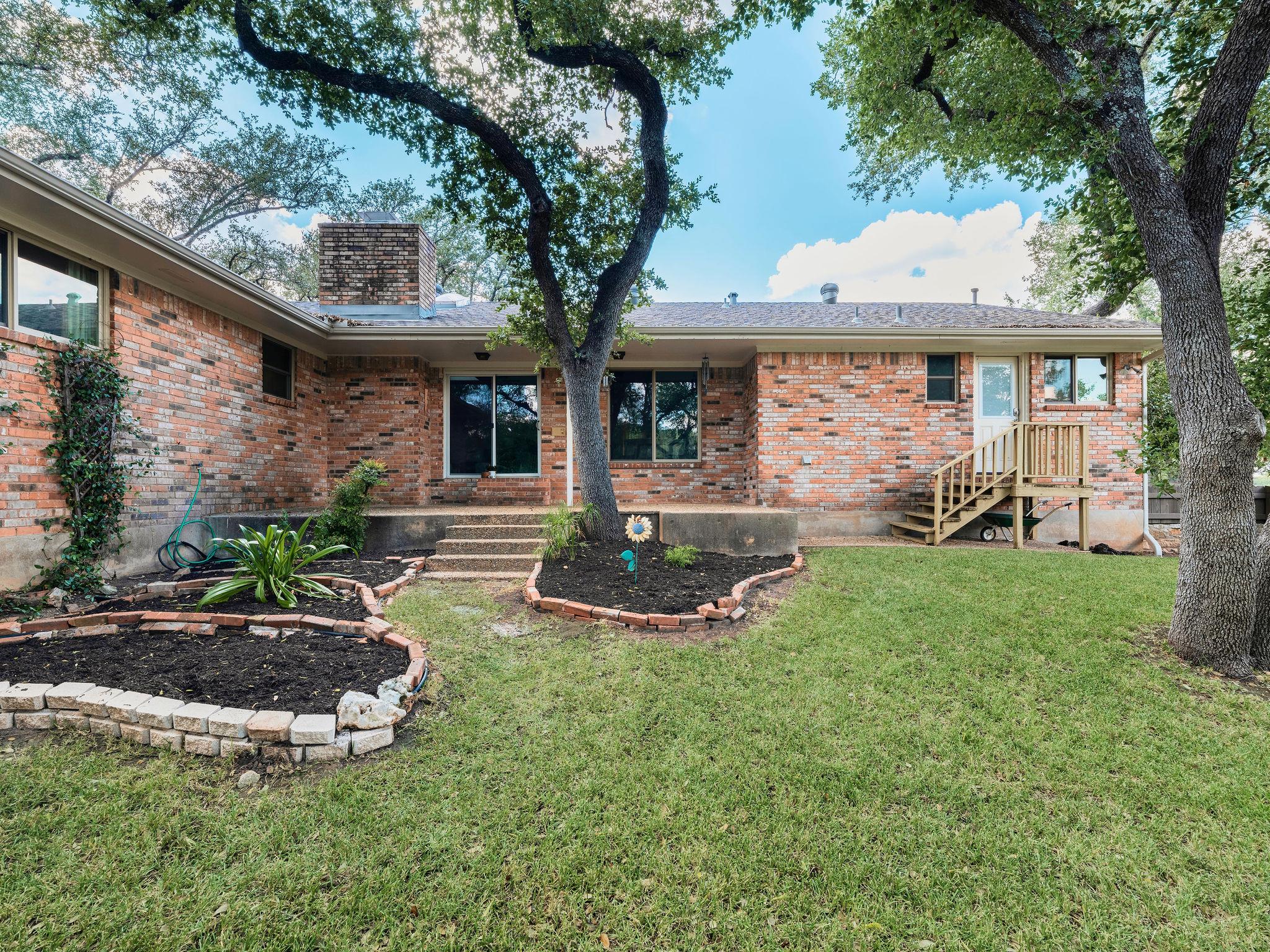7601 Parkview Cir, Austin, TX 78731