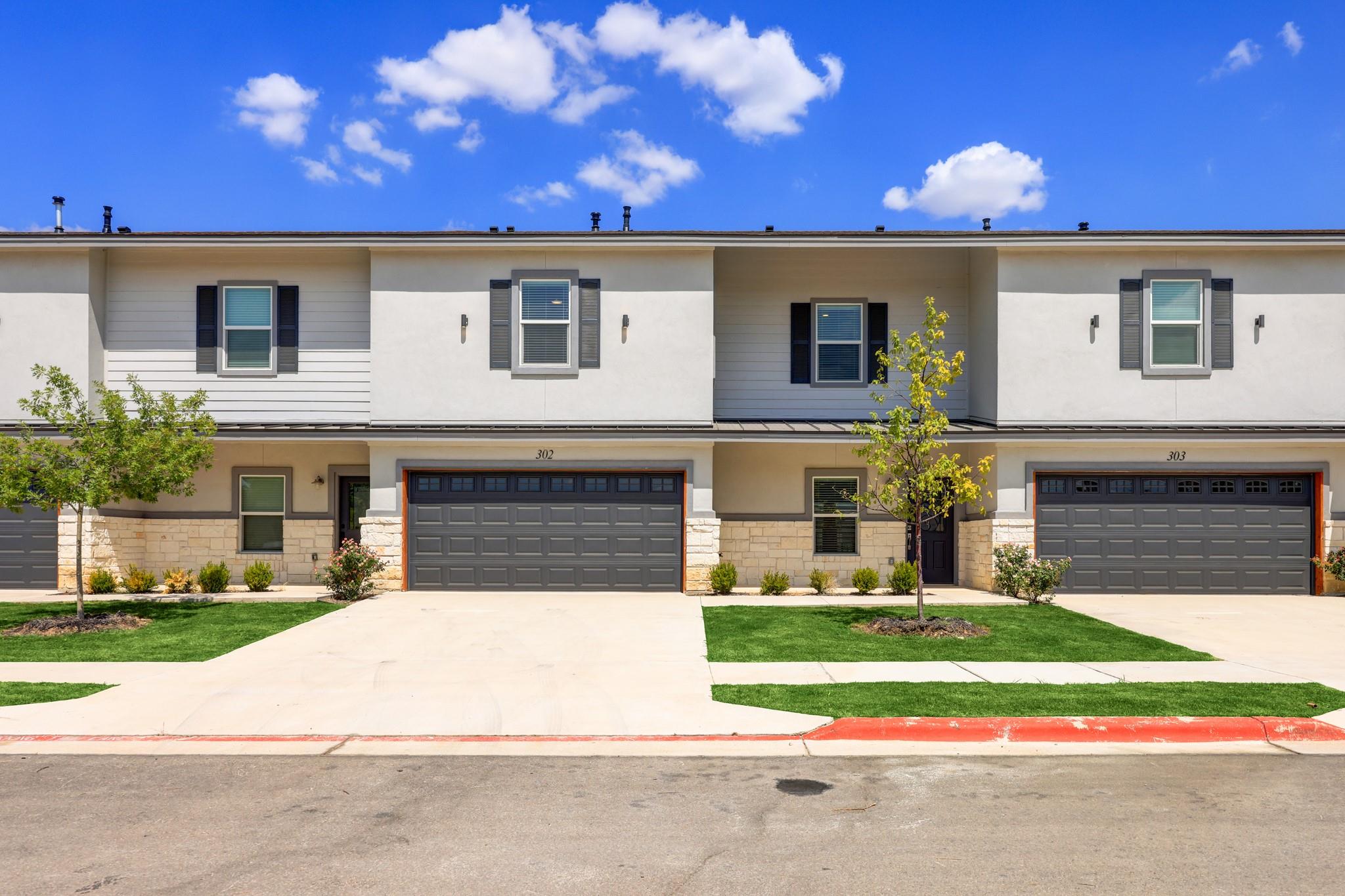 2105 Tiger Trl # 302, Round Rock, TX 78664