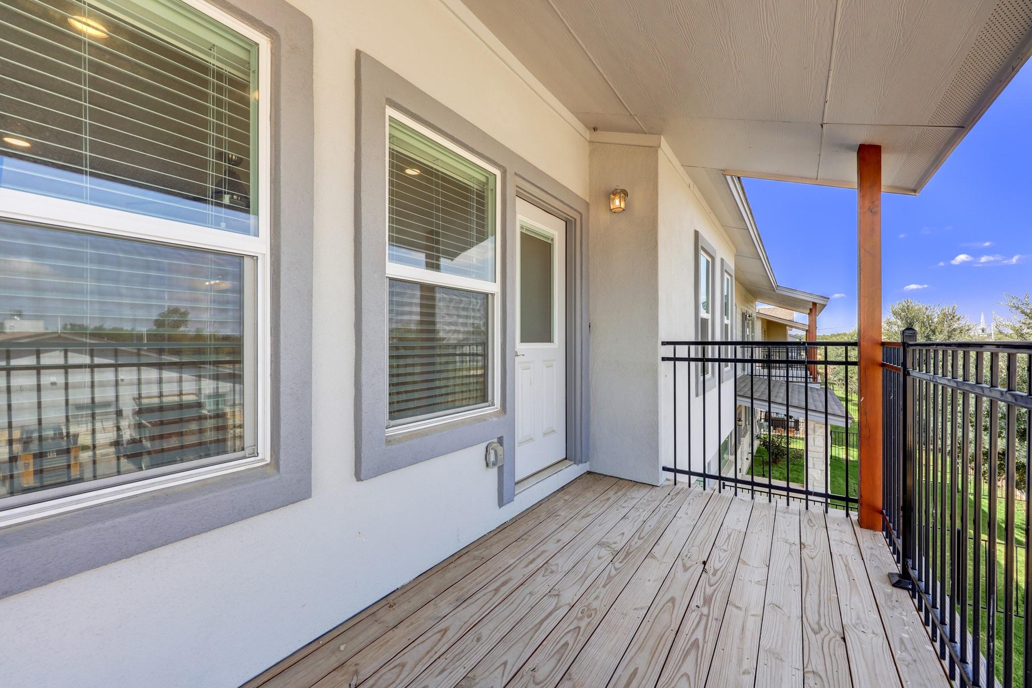 2105 Tiger Trl # 302, Round Rock, TX 78664