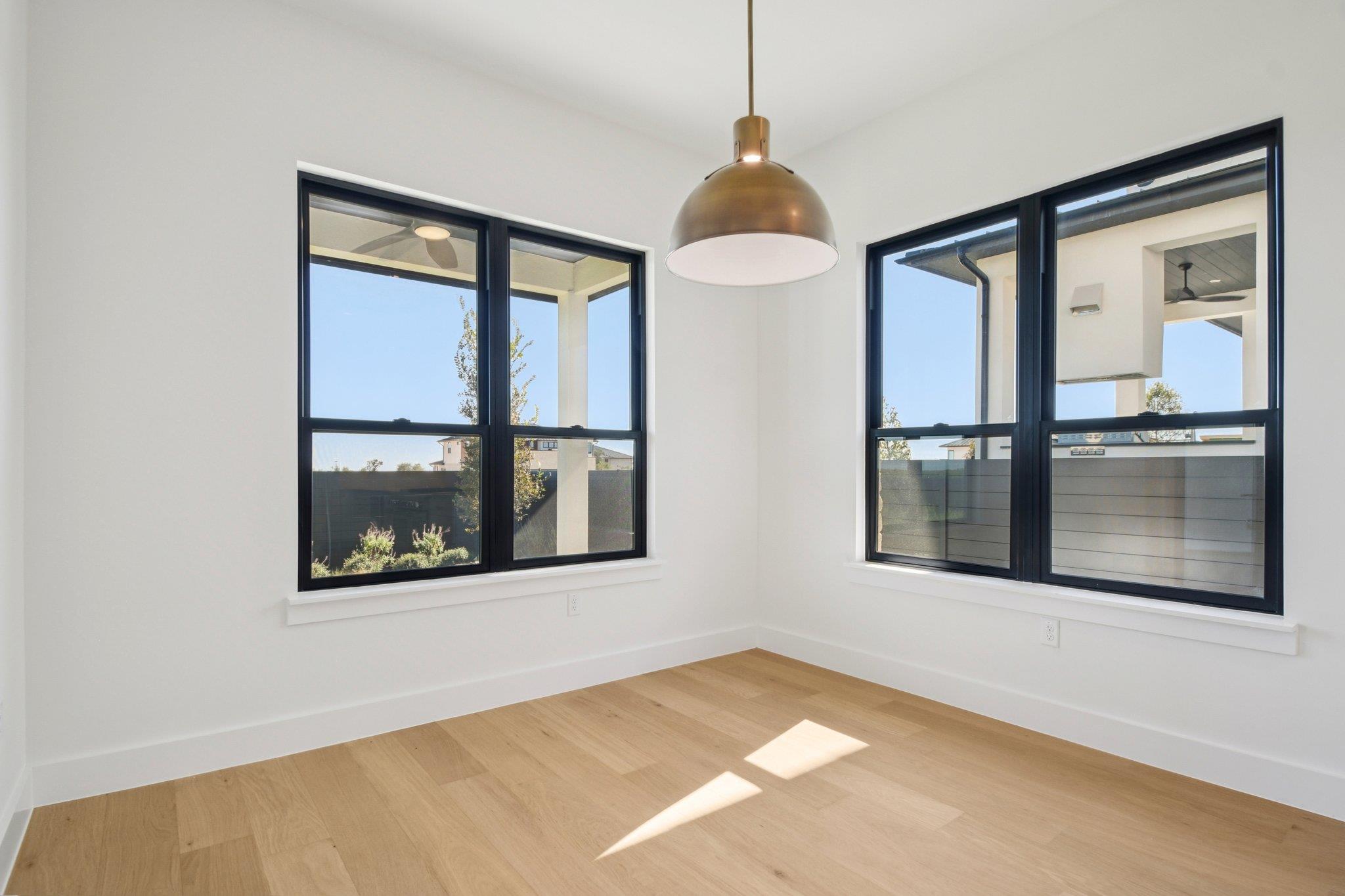 10103 Milky Way Dr, Austin, TX 78730