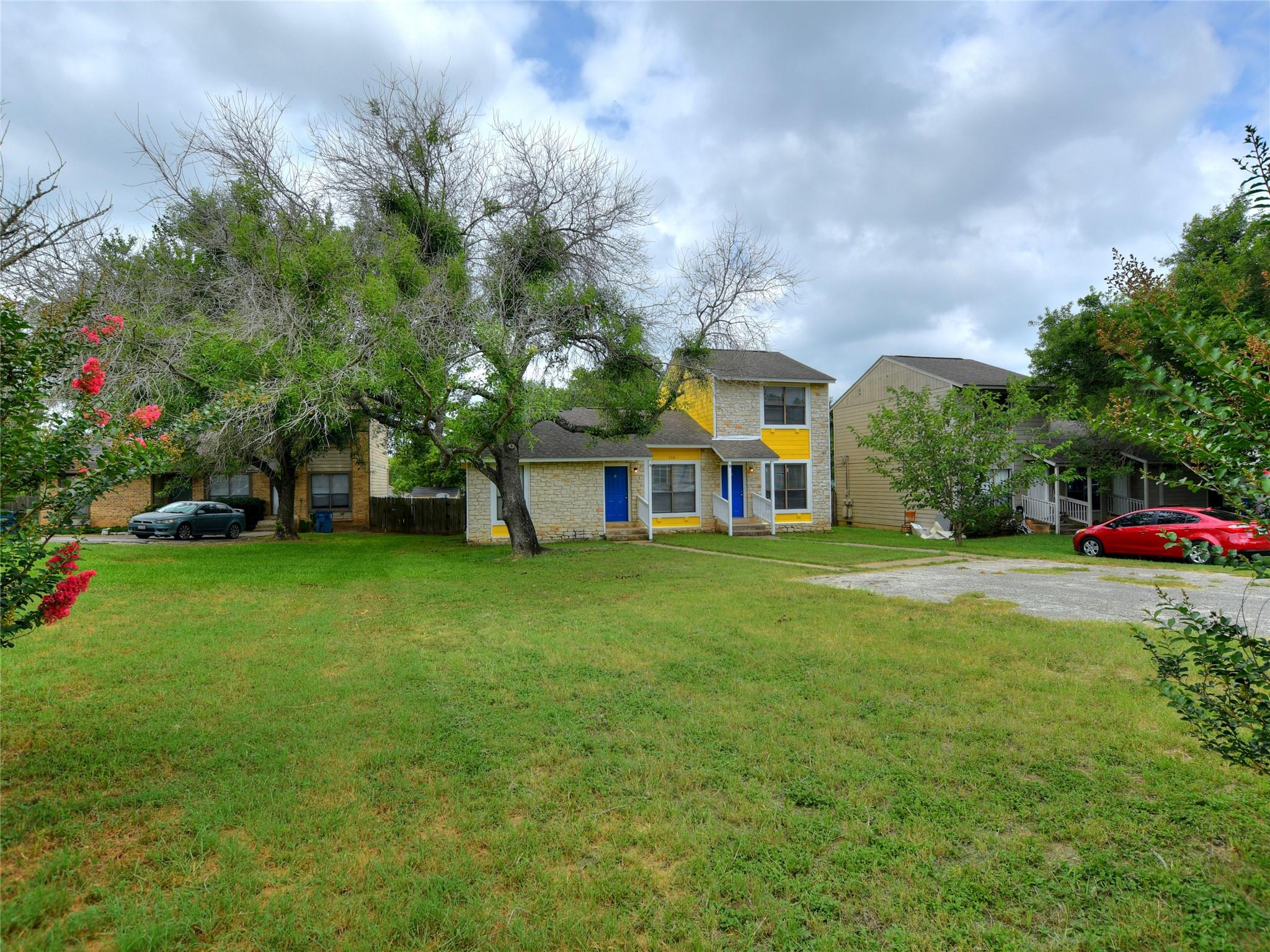 116 Hillside Dr # B, Elgin, TX 78621