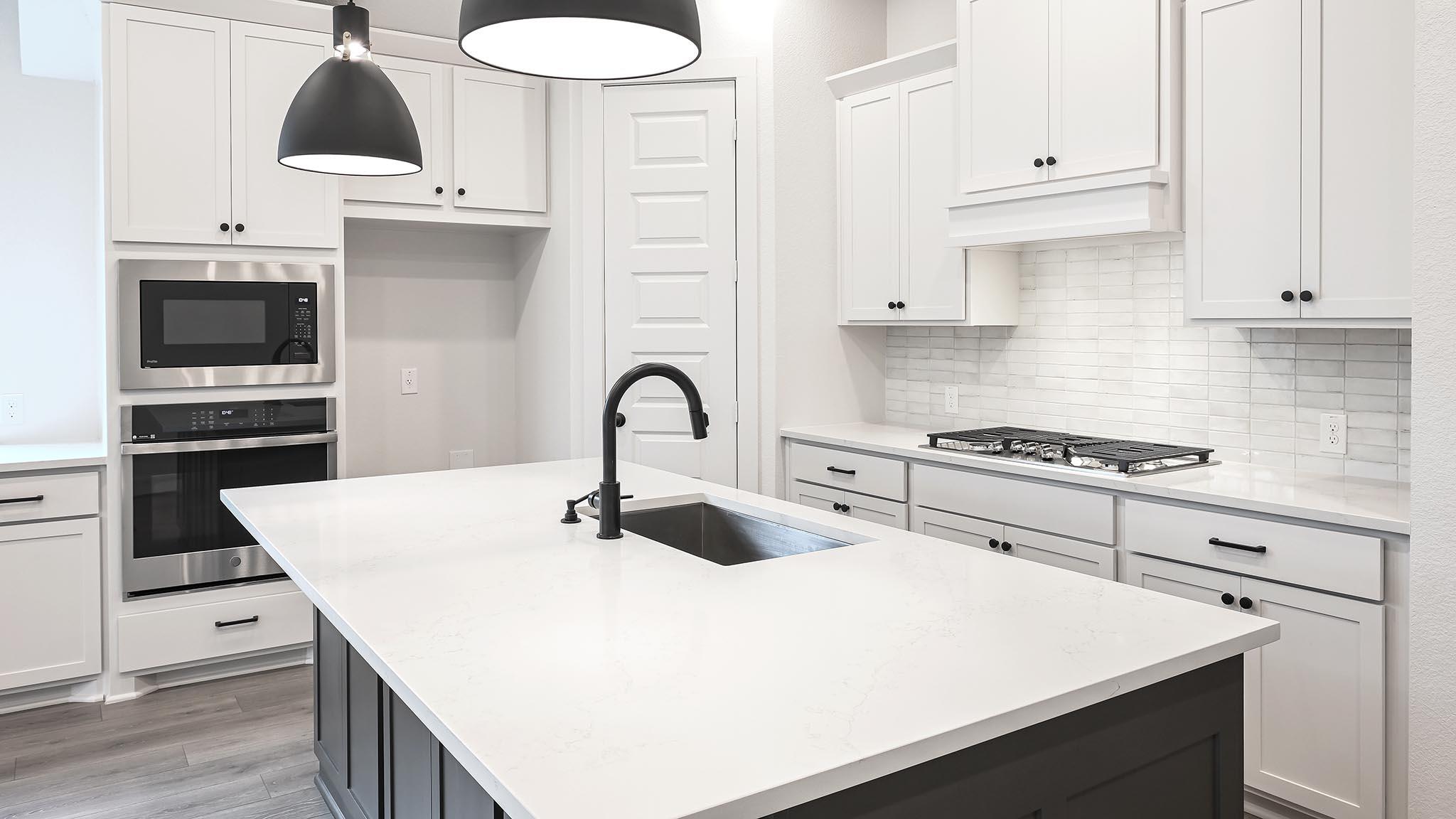 213 Puppy Dog Pass, San Marcos, TX 78666