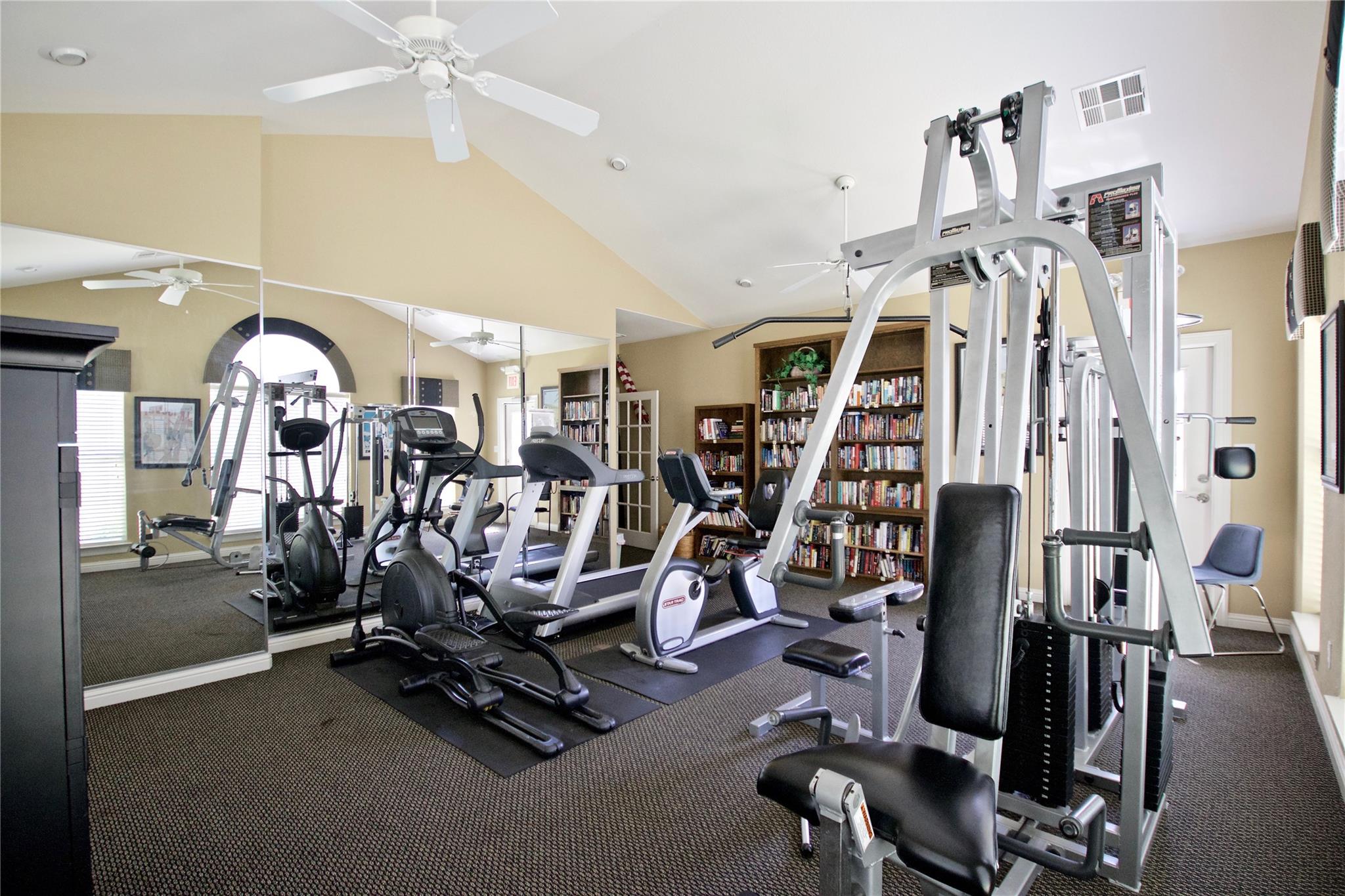 30 Wildwood Dr # 223, Georgetown, TX 78633