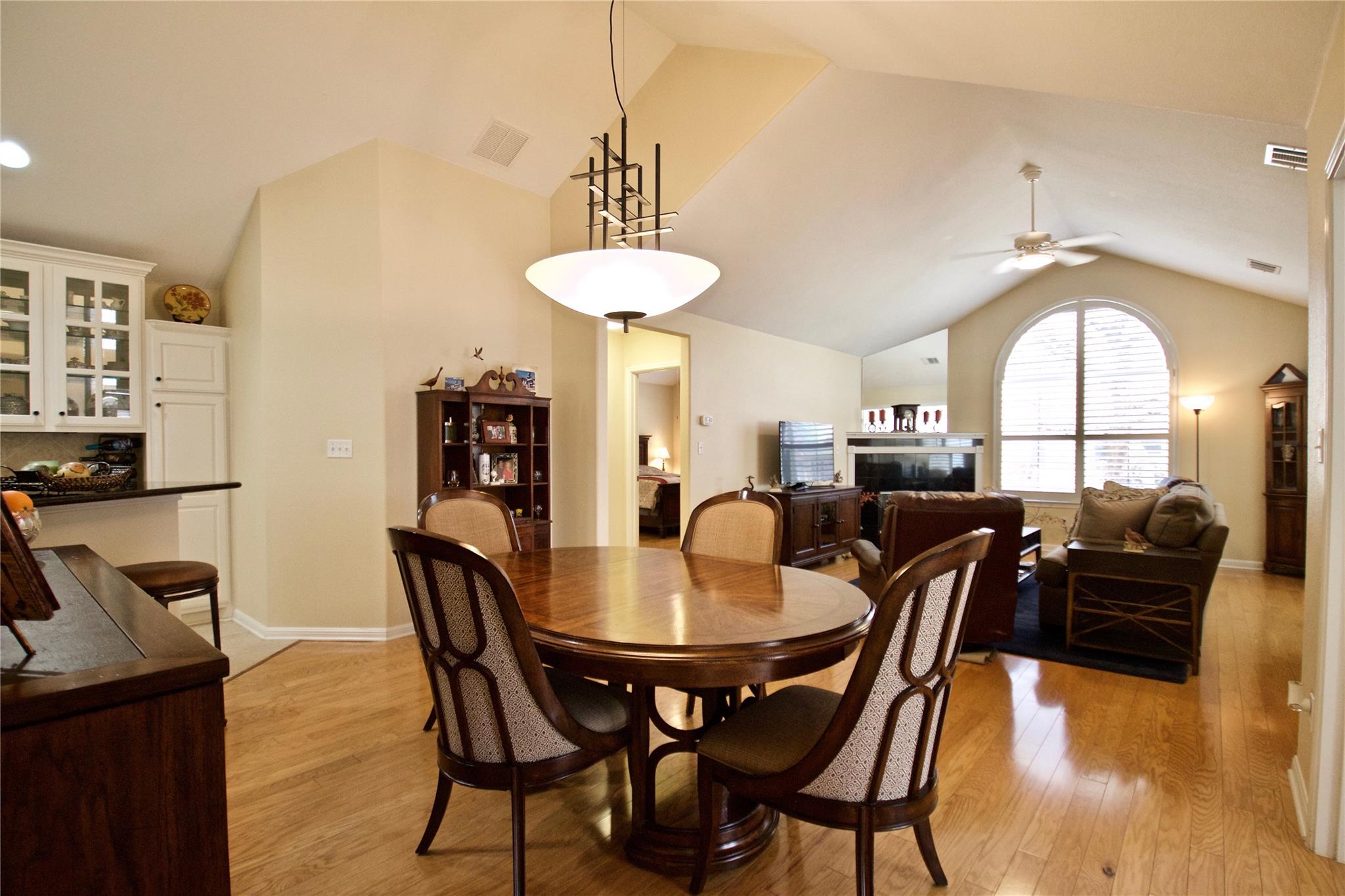 30 Wildwood Dr # 223, Georgetown, TX 78633