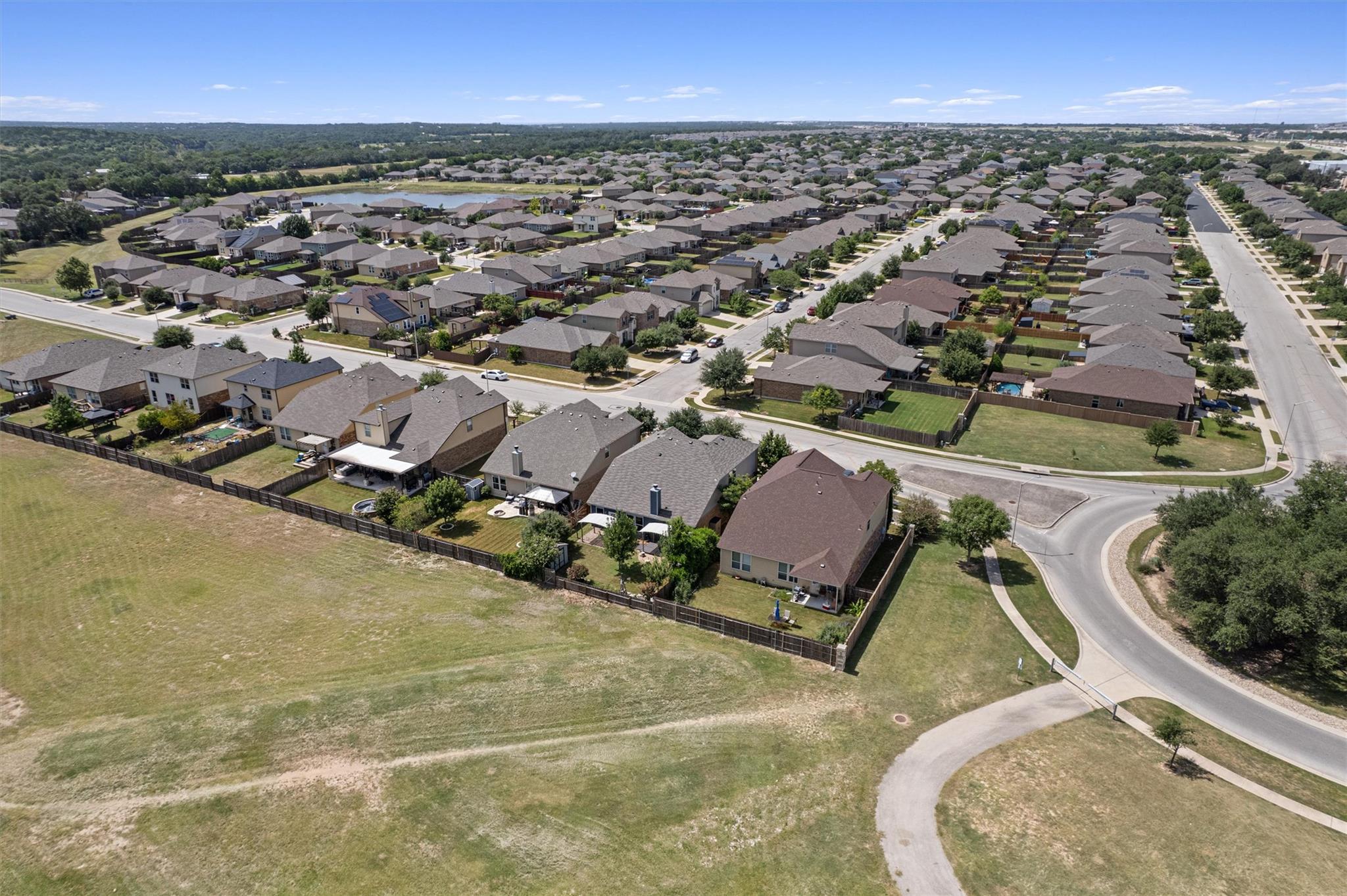 205 Talon Grasp Trl, Leander, TX 78641