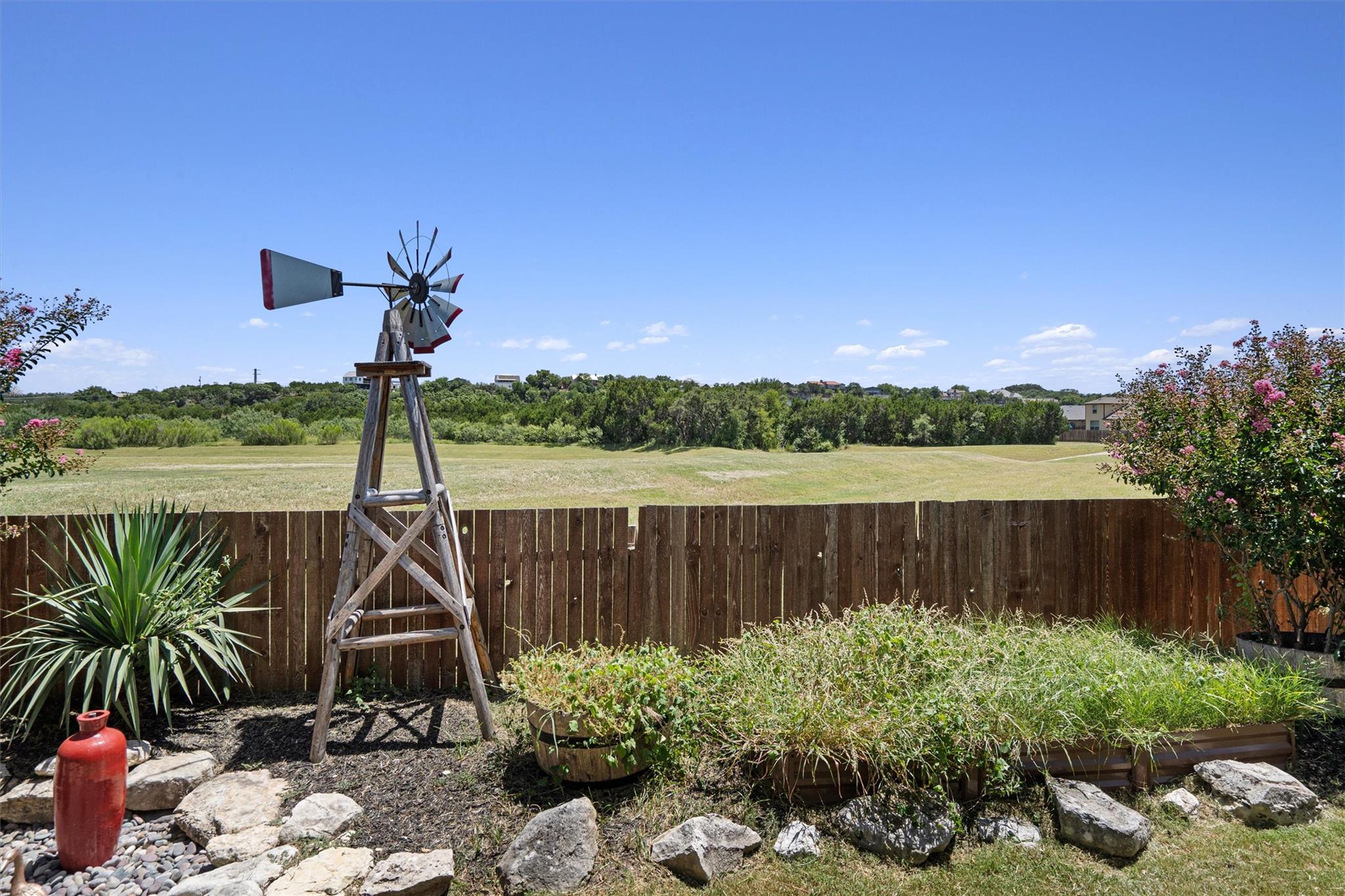 205 Talon Grasp Trl, Leander, TX 78641