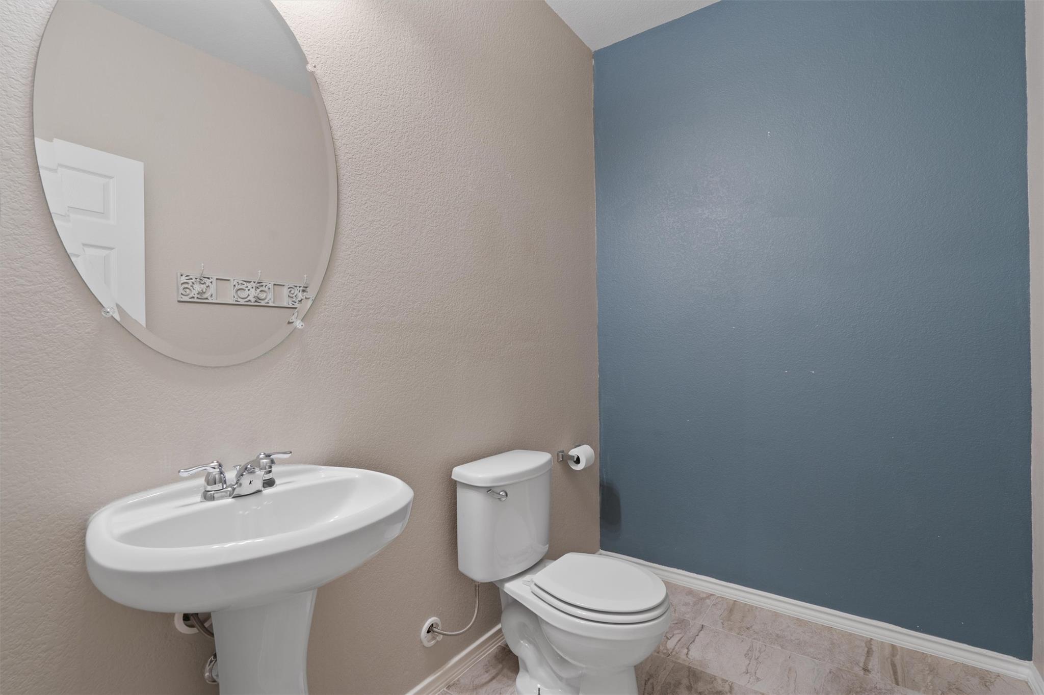 205 Talon Grasp Trl, Leander, TX 78641