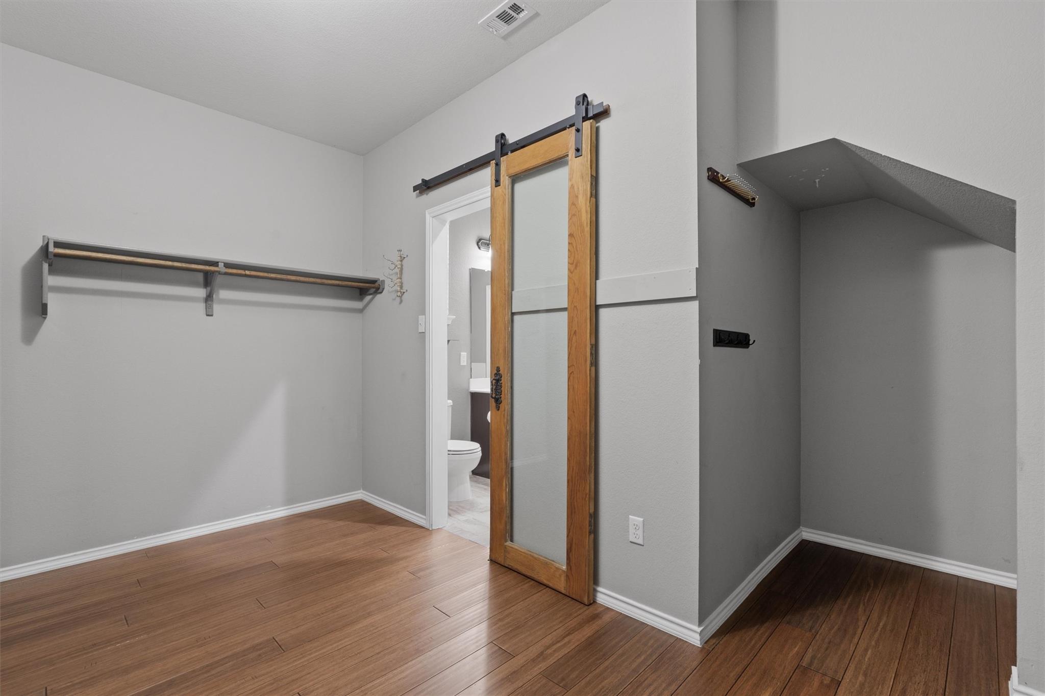 205 Talon Grasp Trl, Leander, TX 78641