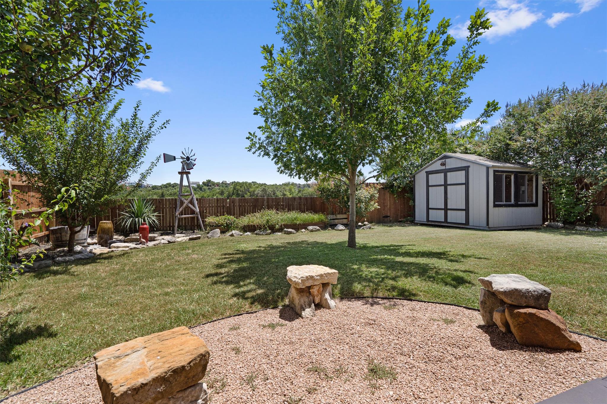 205 Talon Grasp Trl, Leander, TX 78641
