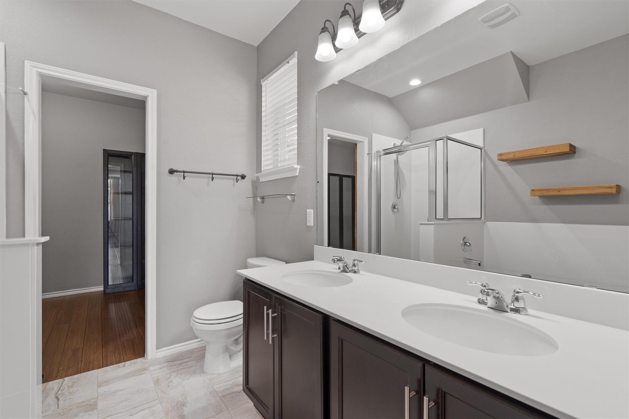 205 Talon Grasp Trl, Leander, TX 78641