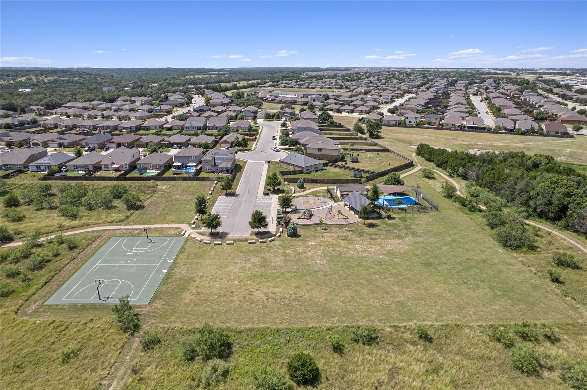 205 Talon Grasp Trl, Leander, TX 78641