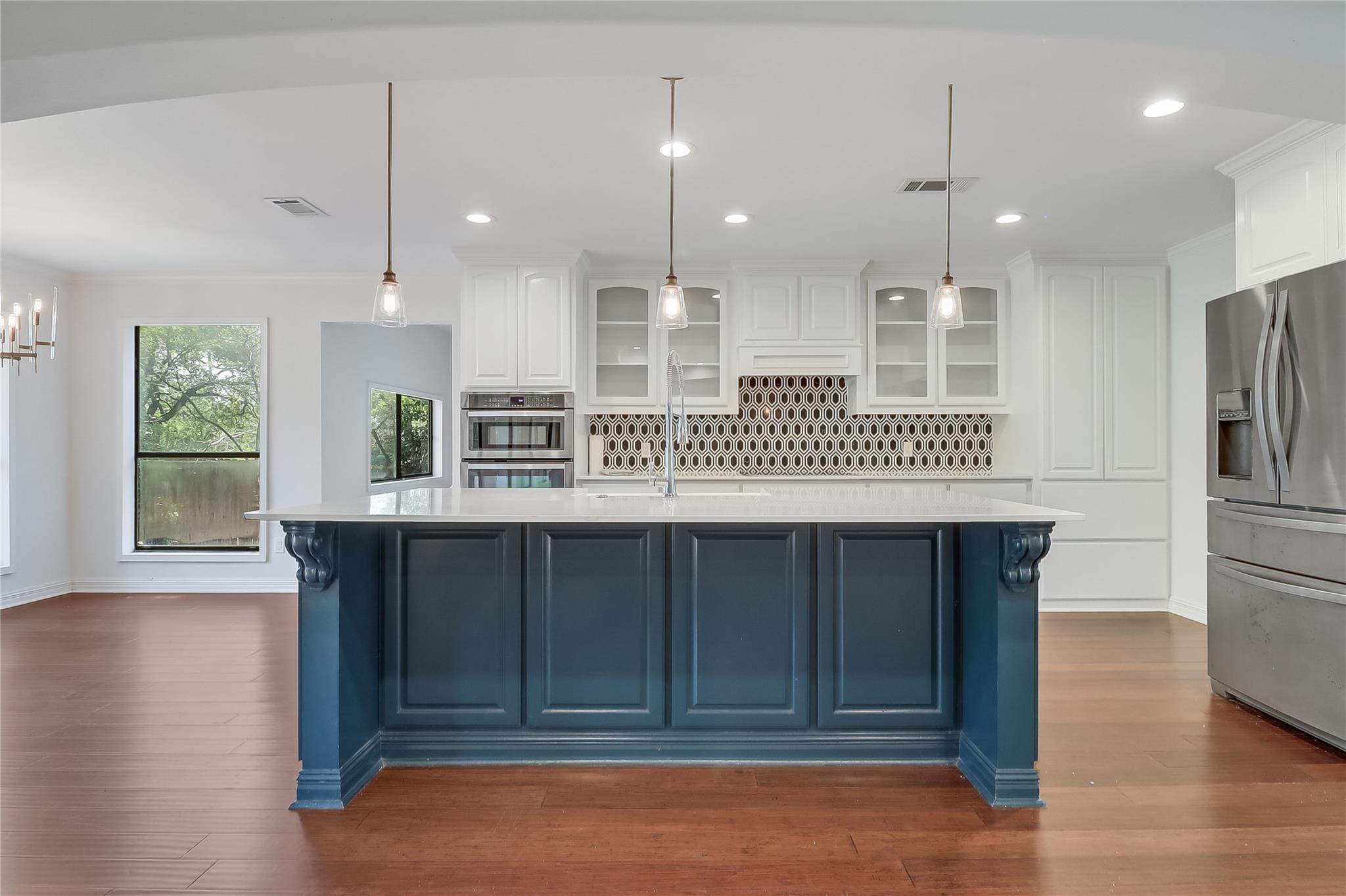 1302 Shannon Oaks Trl, Austin, TX 78746