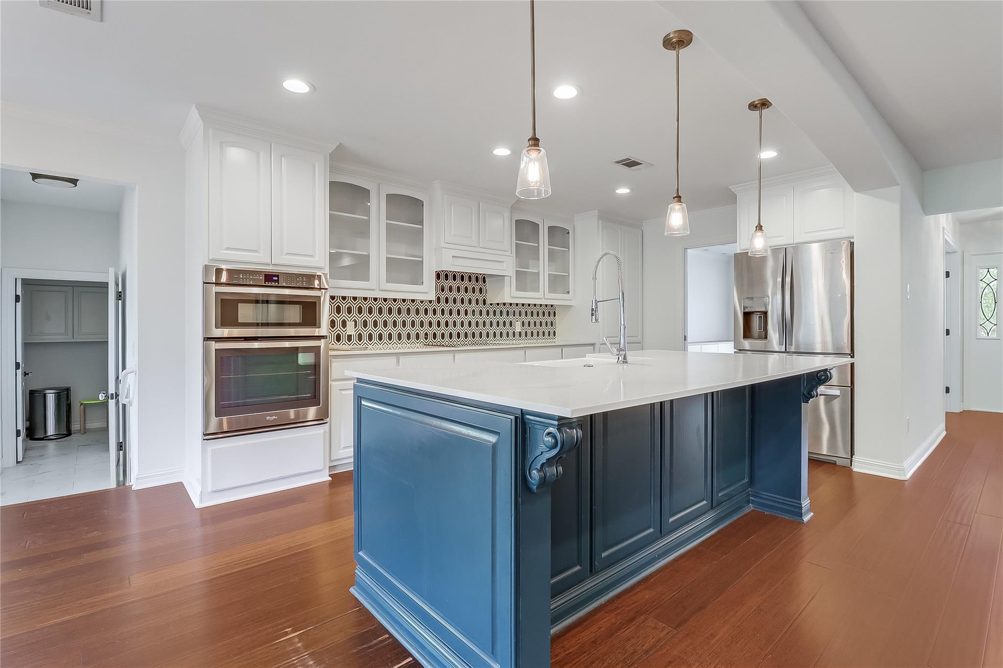 1302 Shannon Oaks Trl, Austin, TX 78746