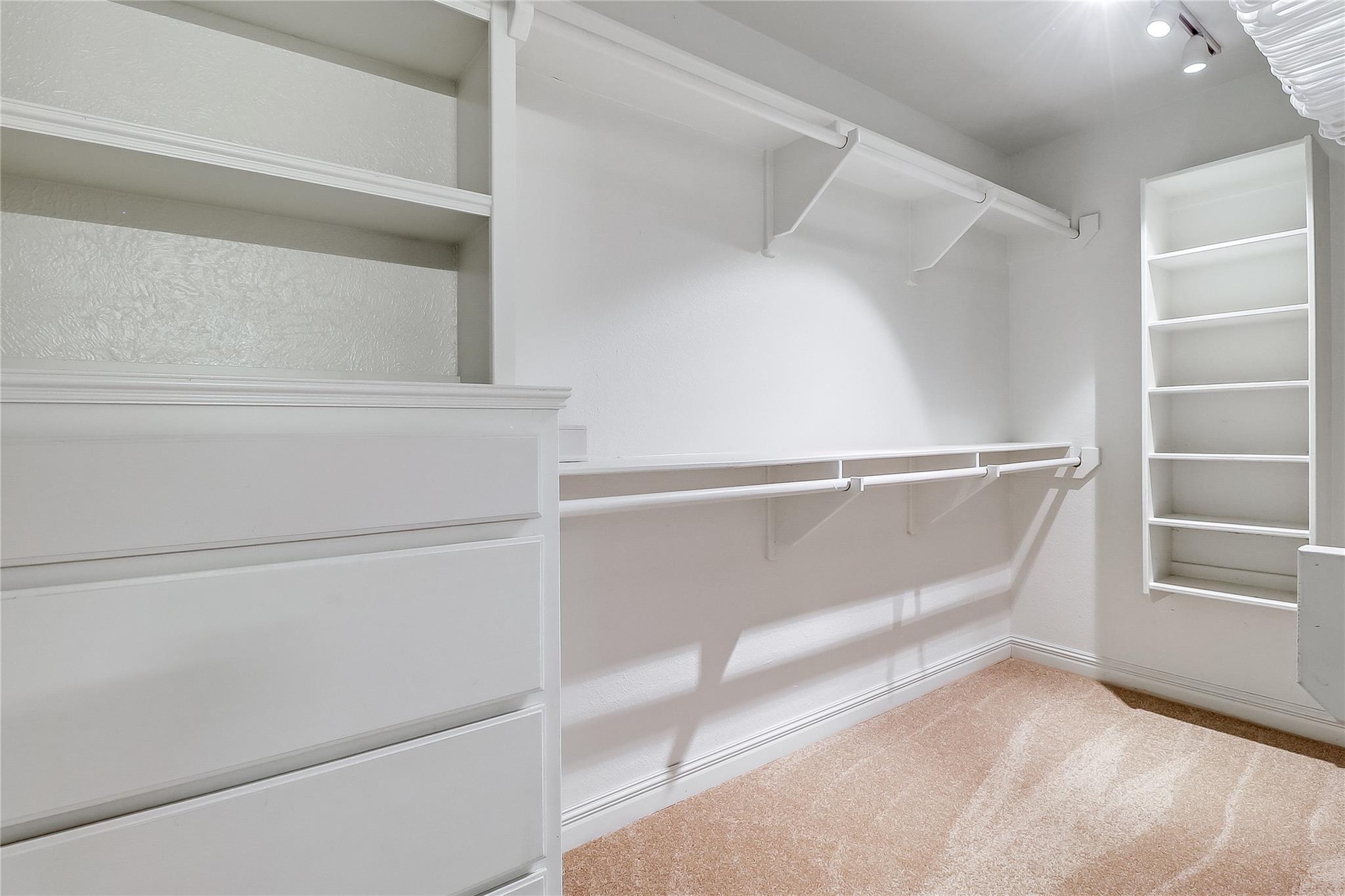 1302 Shannon Oaks Trl, Austin, TX 78746