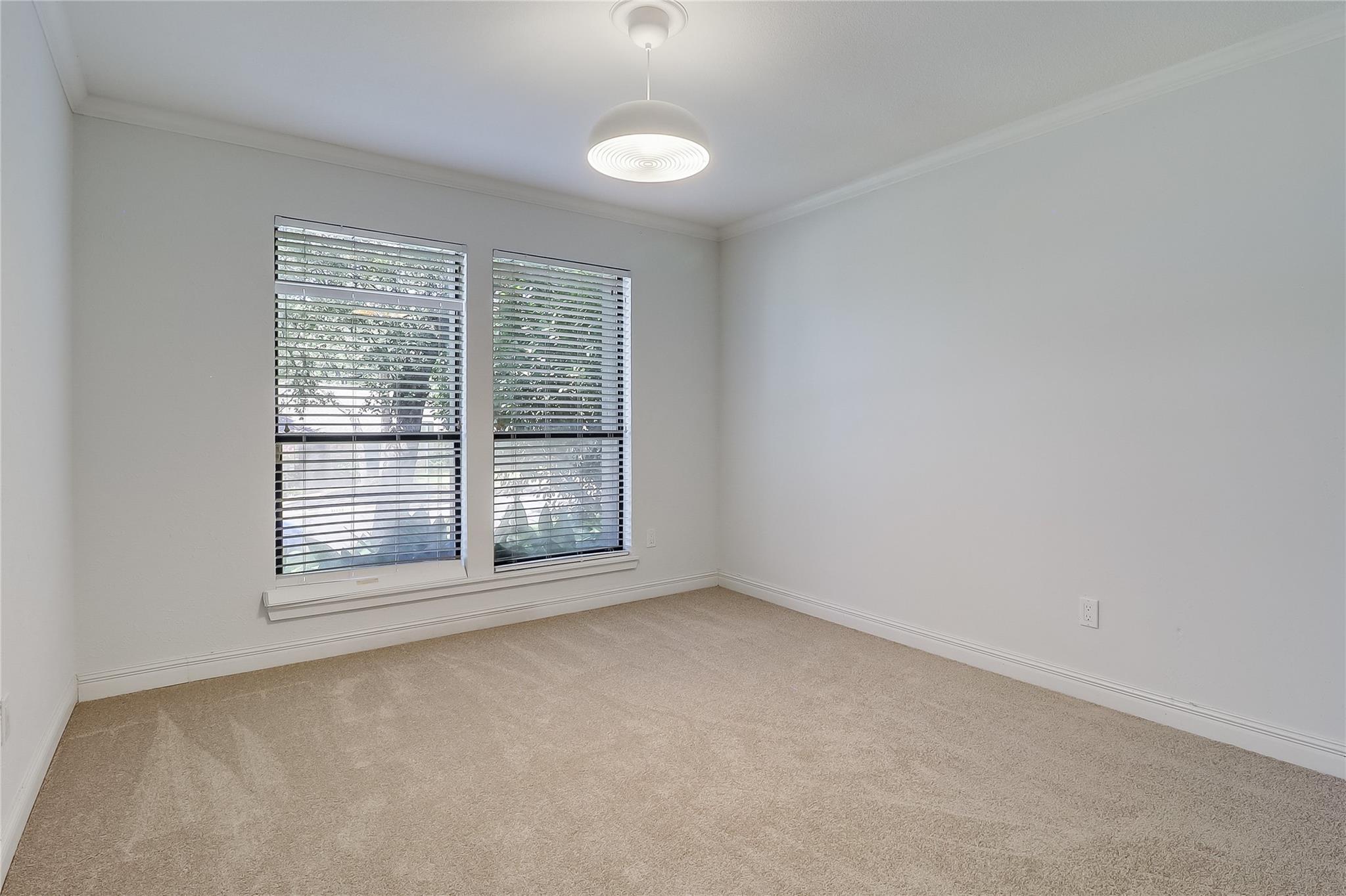 1302 Shannon Oaks Trl, Austin, TX 78746