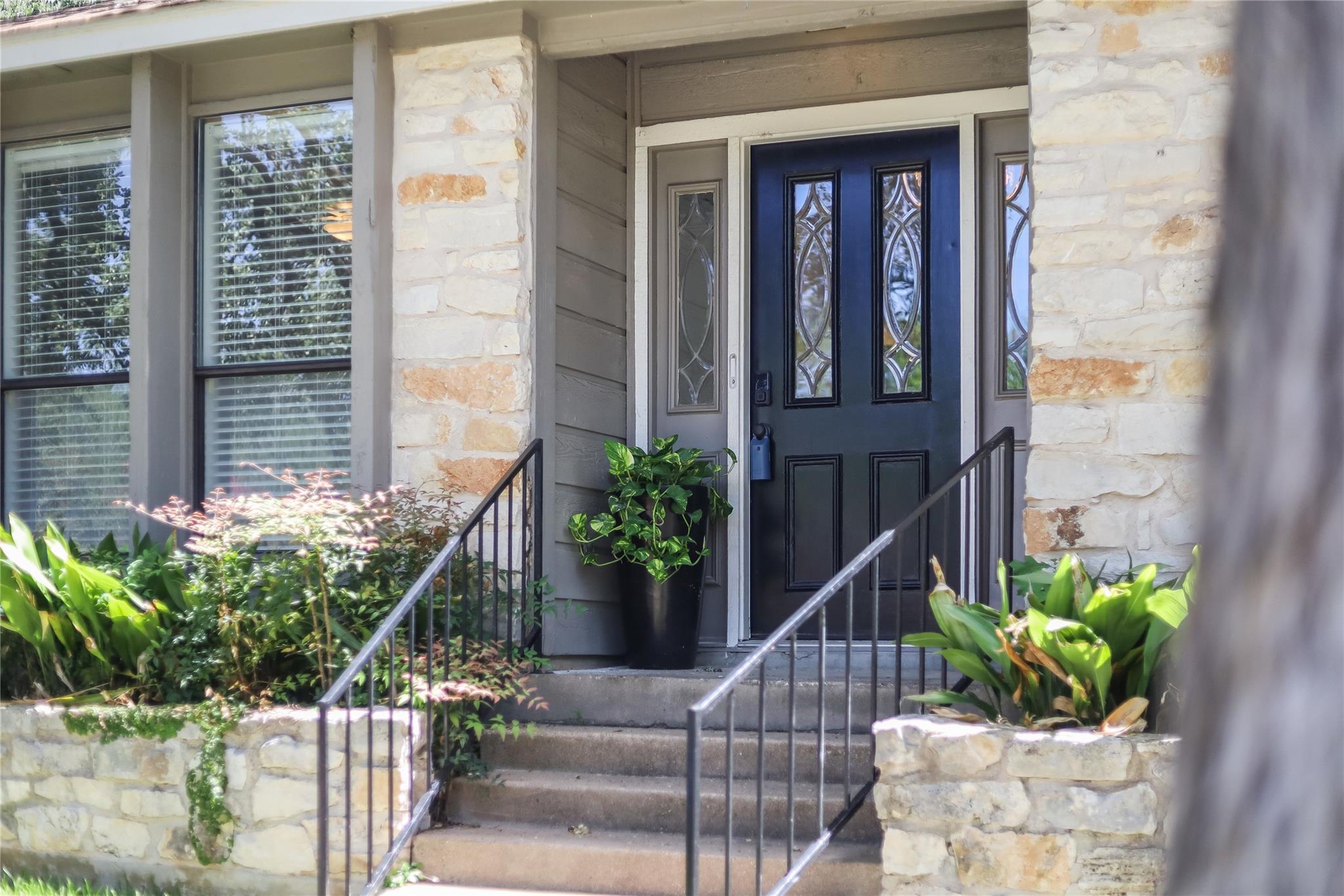 1302 Shannon Oaks Trl, Austin, TX 78746