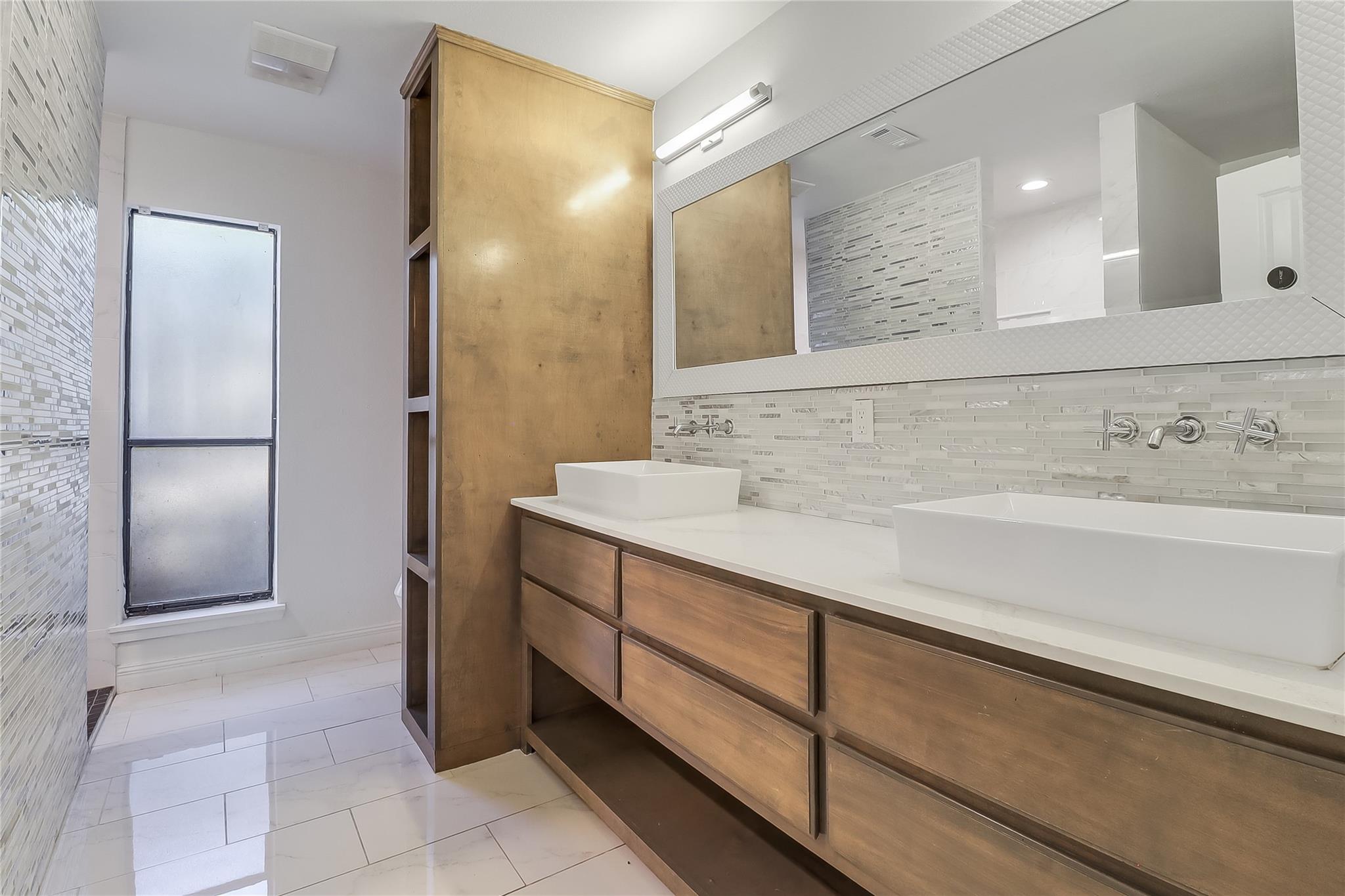 1302 Shannon Oaks Trl, Austin, TX 78746