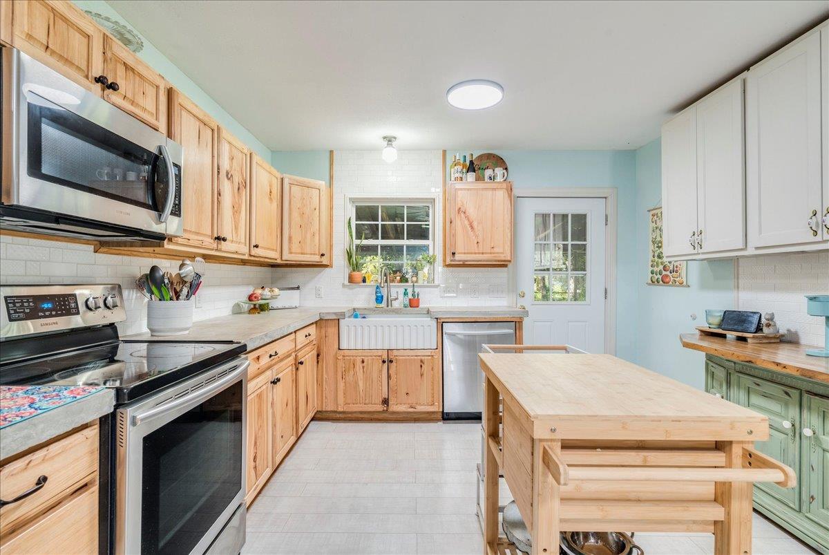 20075 San Marcos Highway, San Marcos, TX 78666