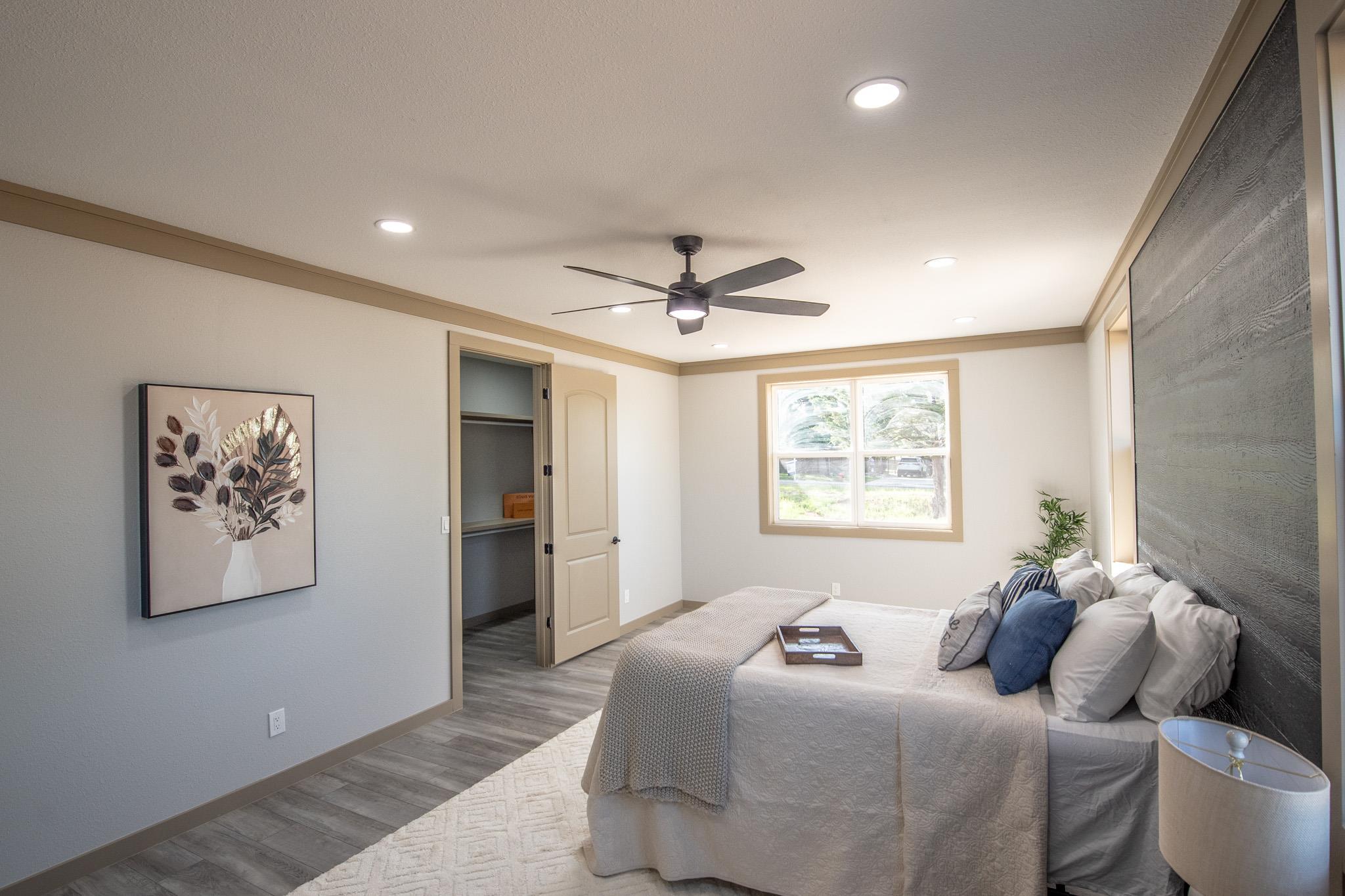 103 Whispering Oaks Dr, Somerville, TX 77879