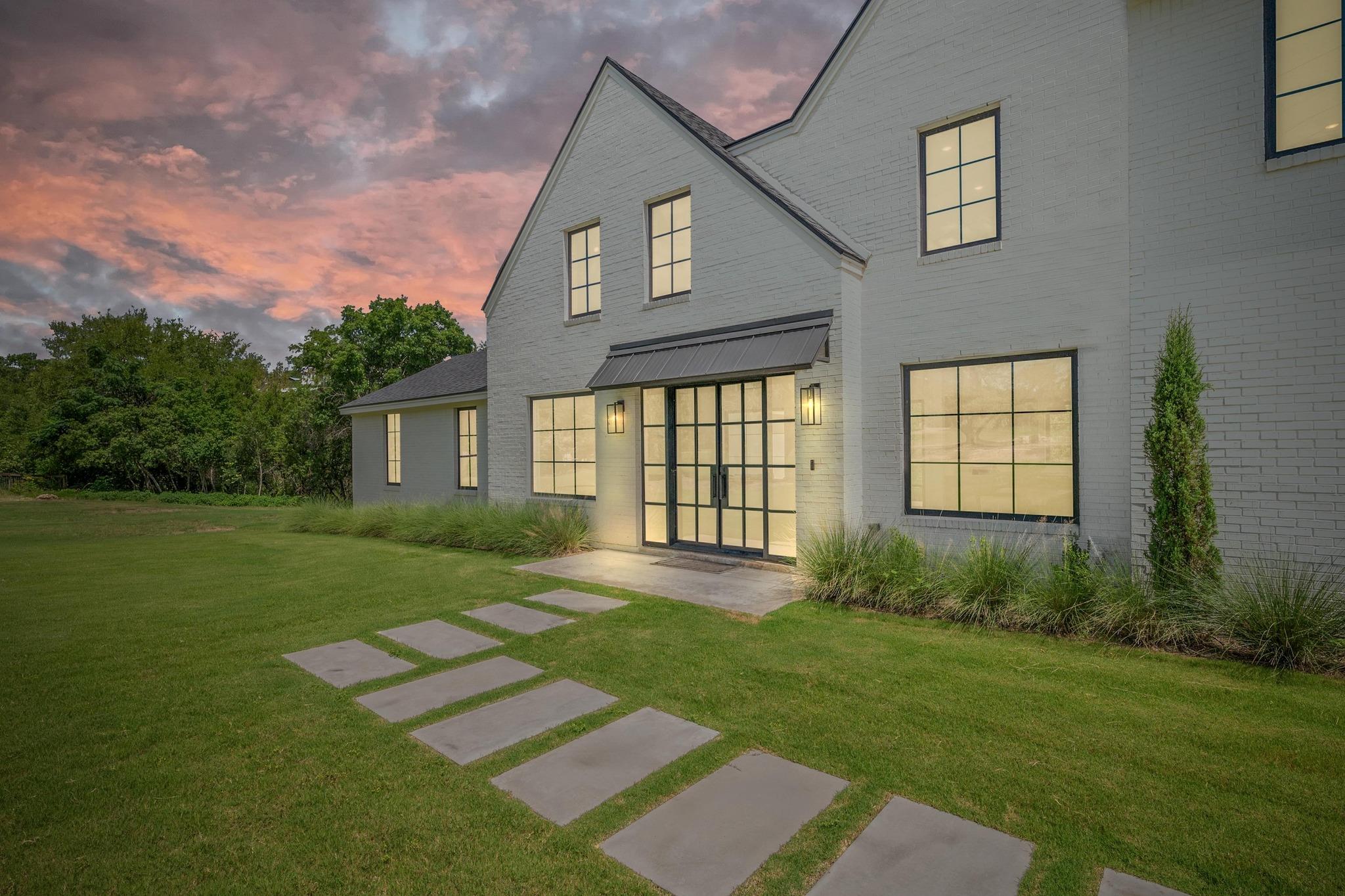 14302 Fallen Timber Dr, Austin, TX 78734