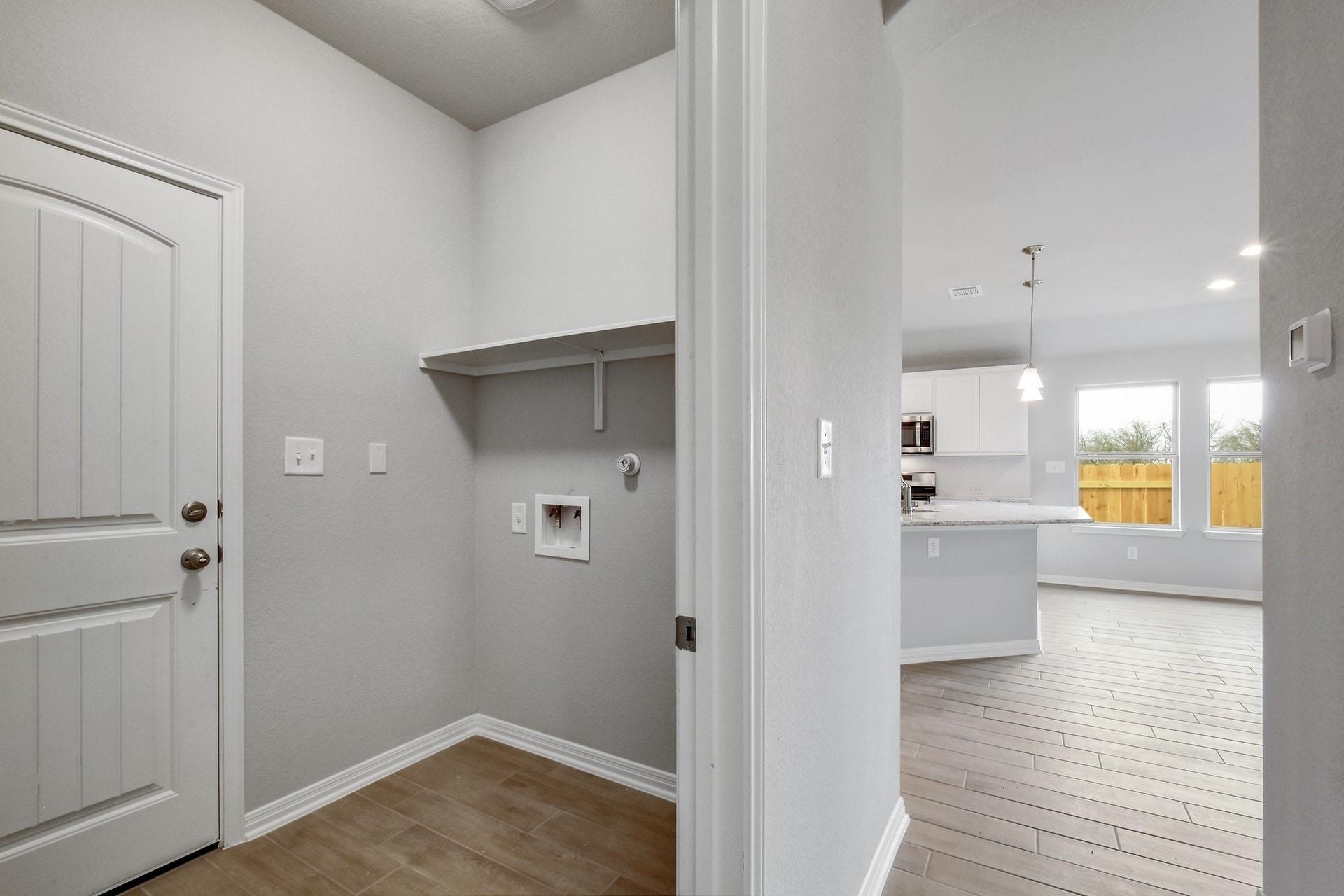105 Kalamon Ct, San Marcos, TX 78666