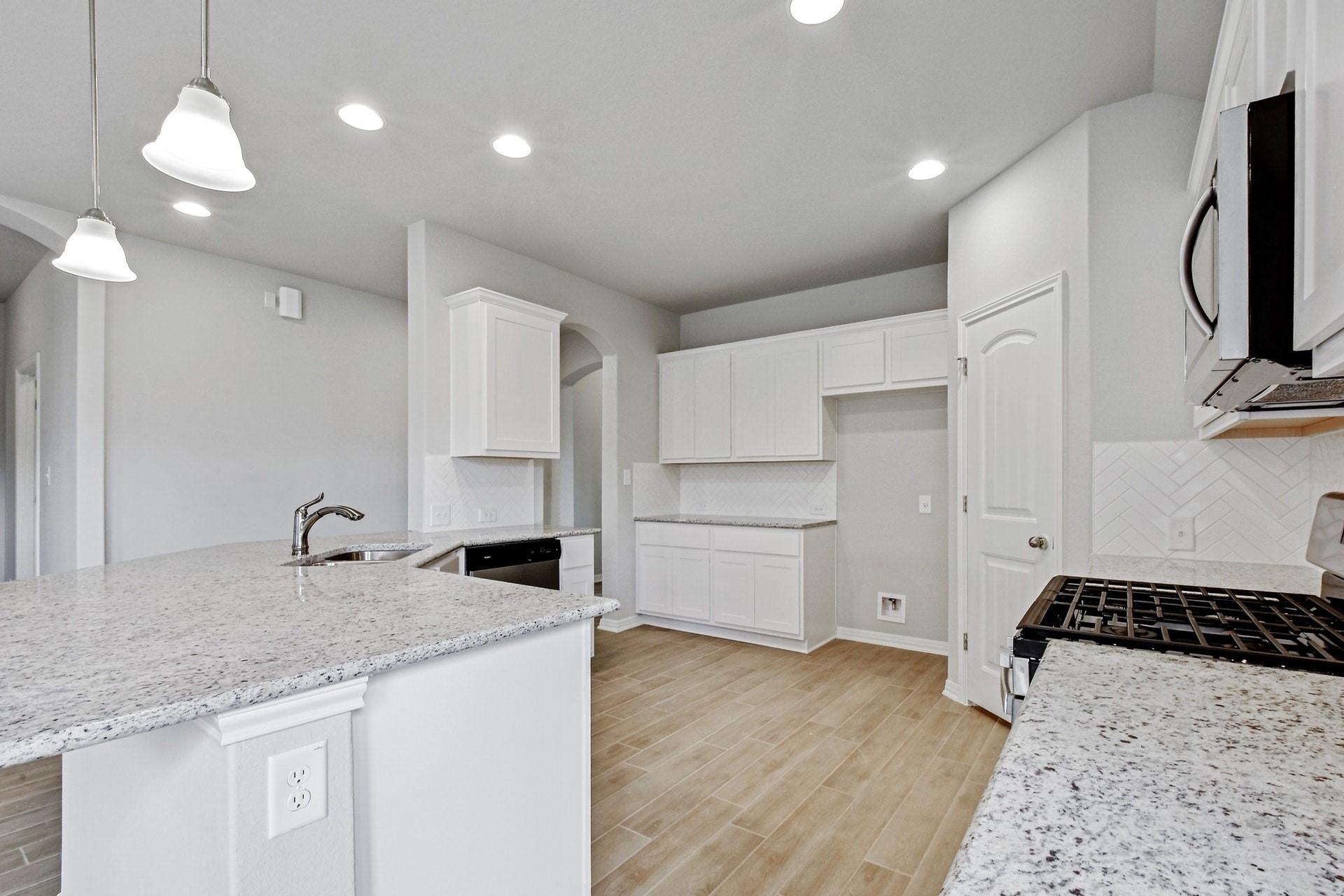 105 Kalamon Ct, San Marcos, TX 78666