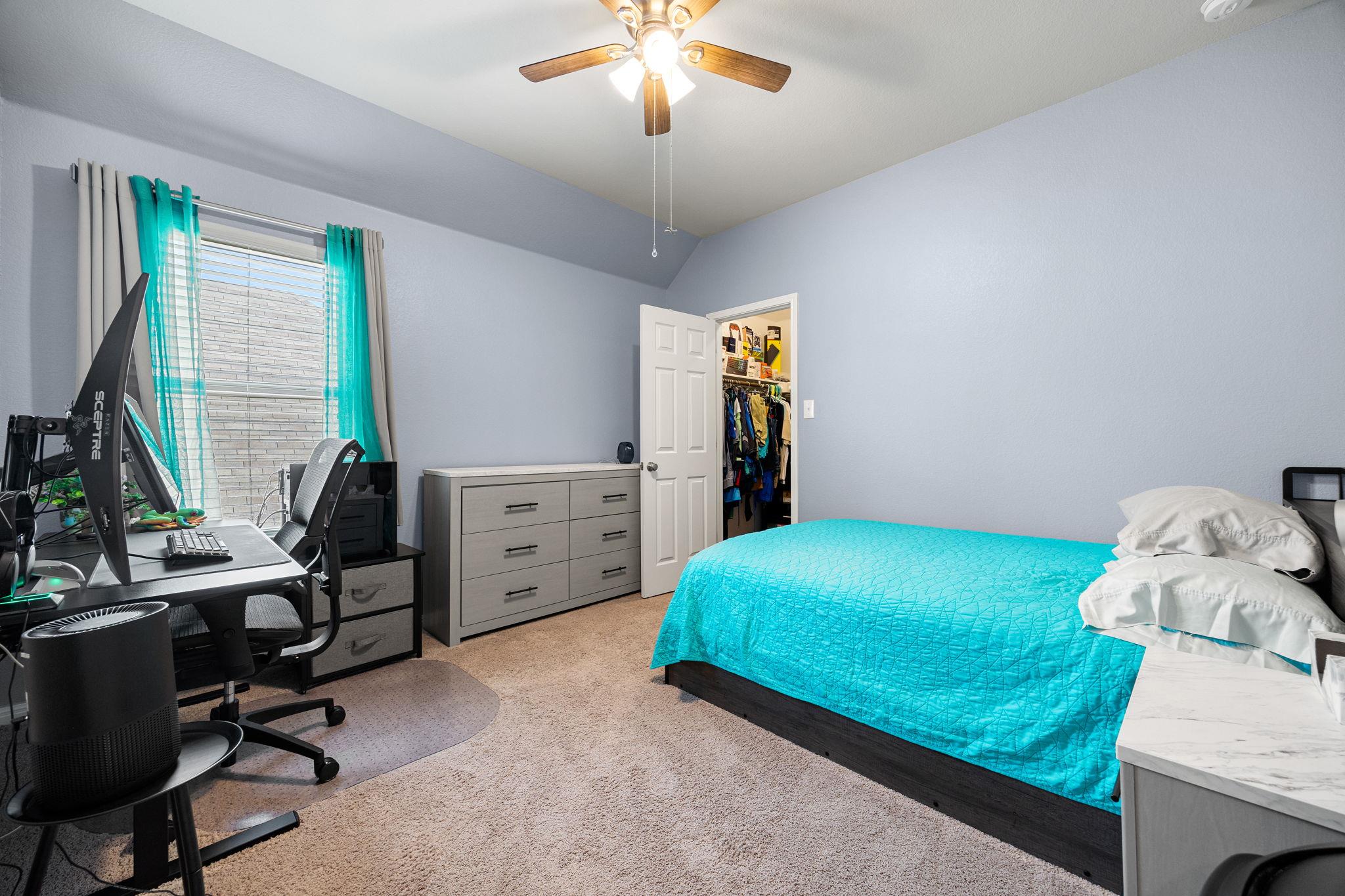 1913 Goldilocks Ln, Austin, TX 78652