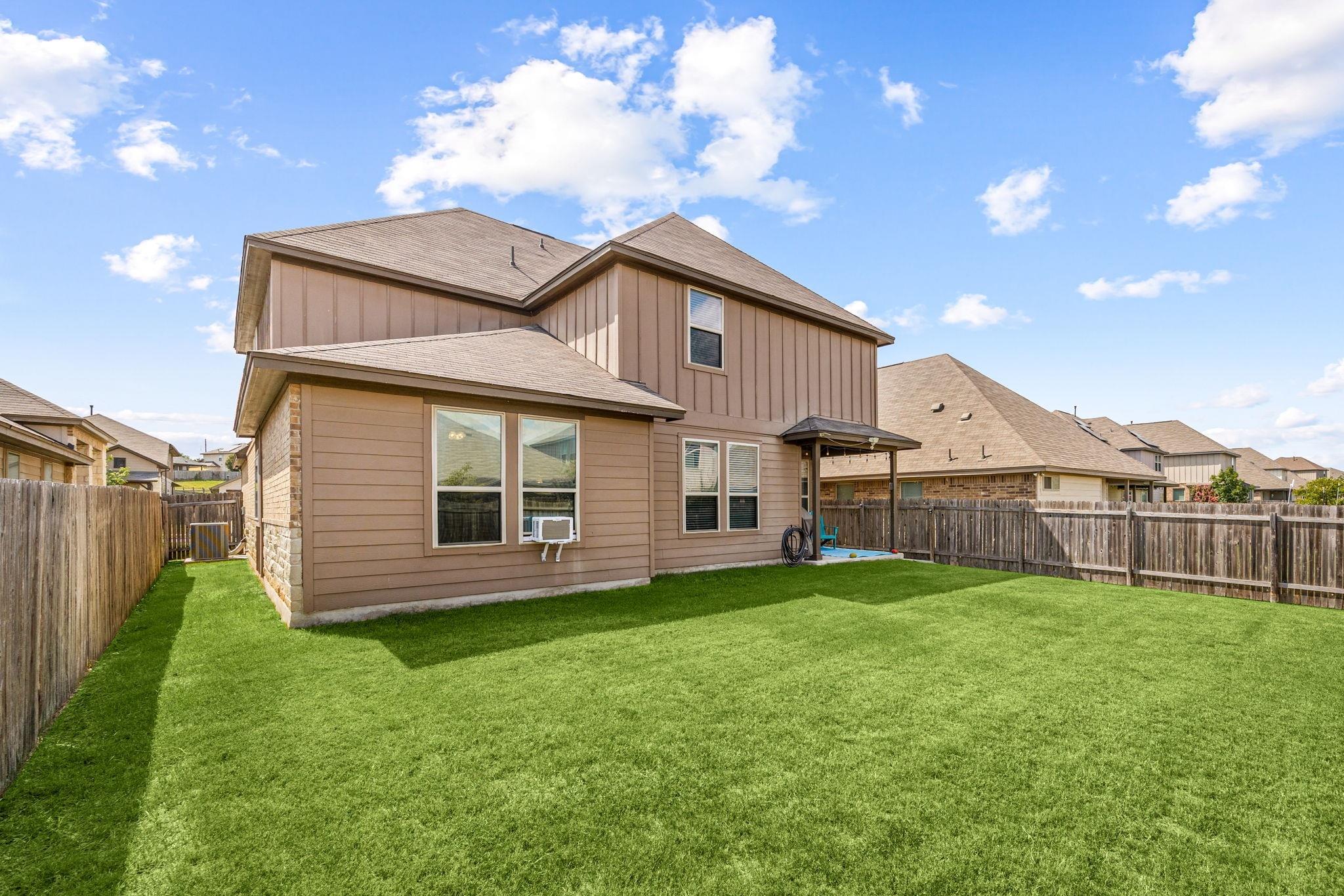 1913 Goldilocks Ln, Austin, TX 78652