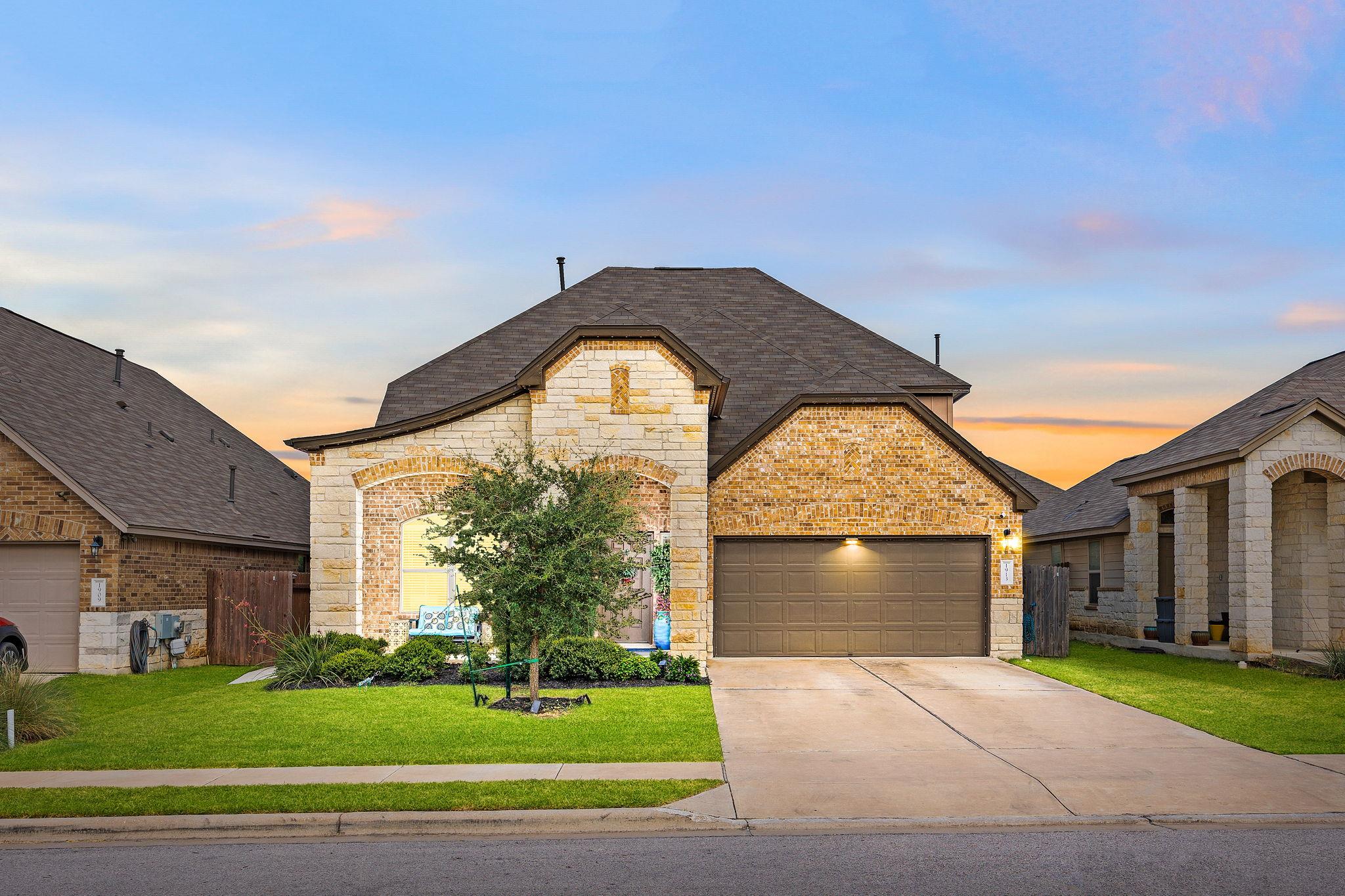 1913 Goldilocks Ln, Austin, TX 78652