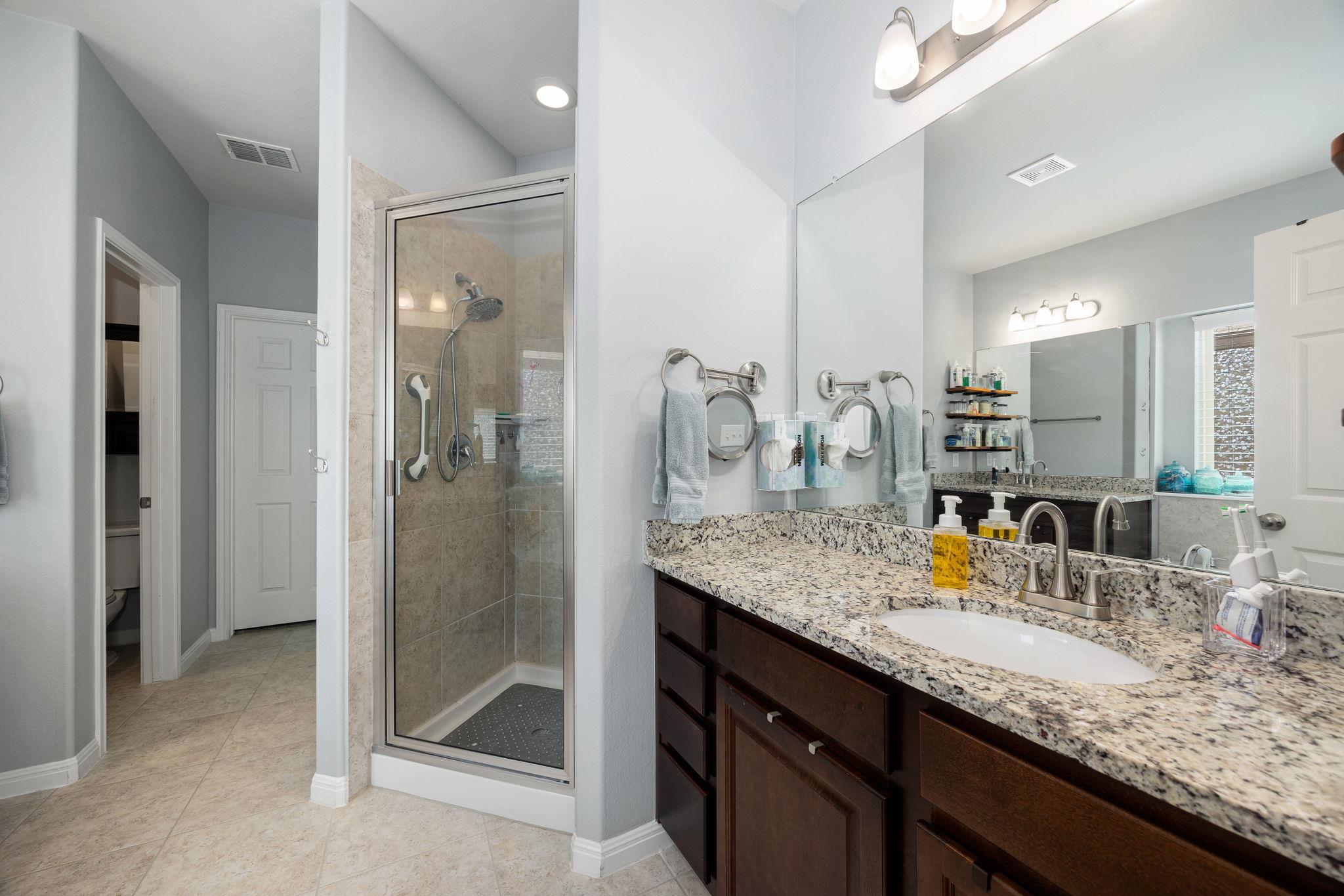 1913 Goldilocks Ln, Austin, TX 78652