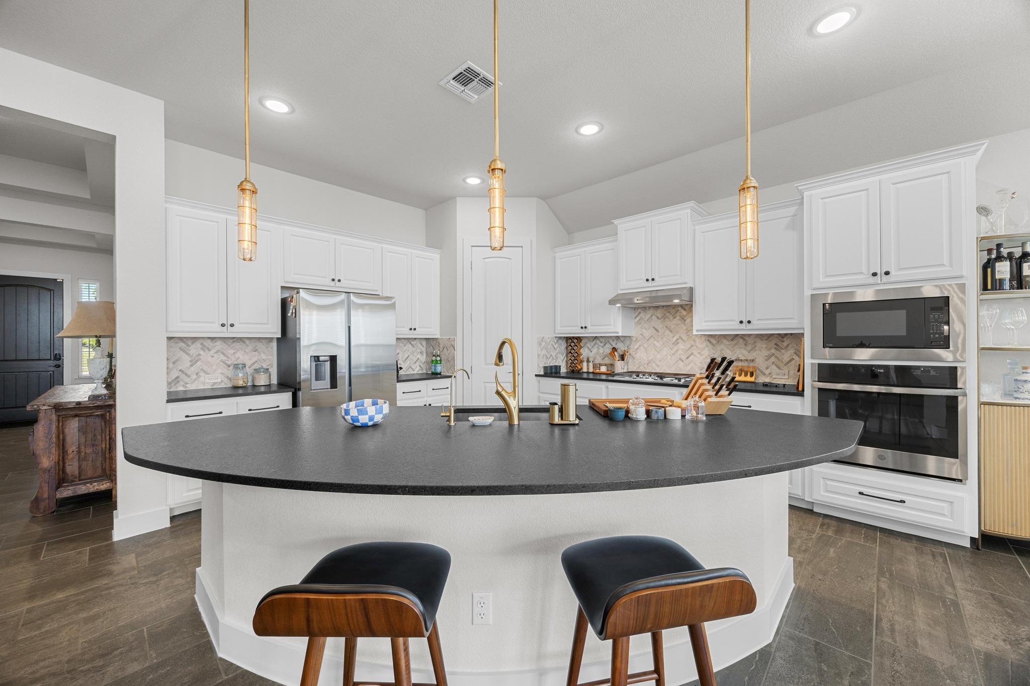 109 High Plains Dr, Georgetown, TX 78628