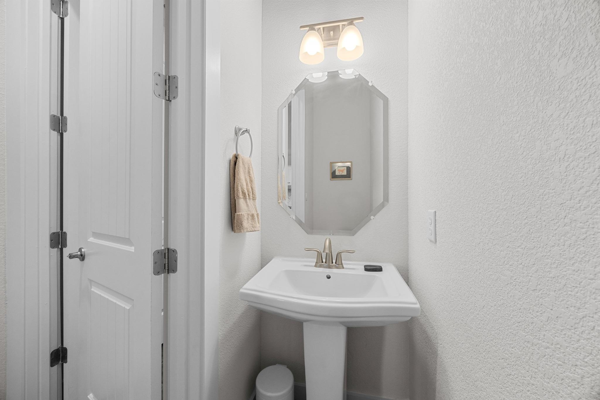 109 High Plains Dr, Georgetown, TX 78628