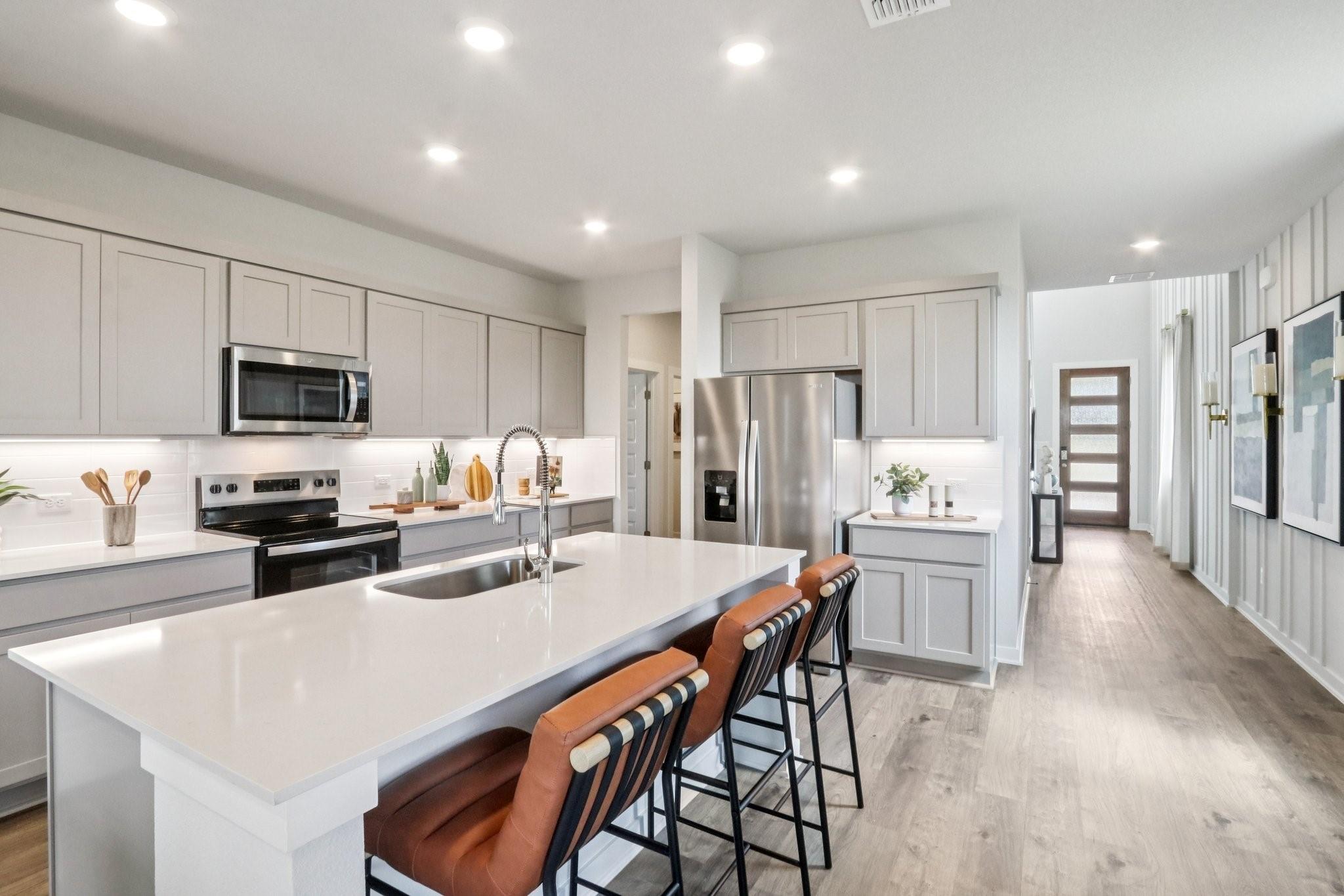 133 Two Bits Ln, Elgin, TX 78621