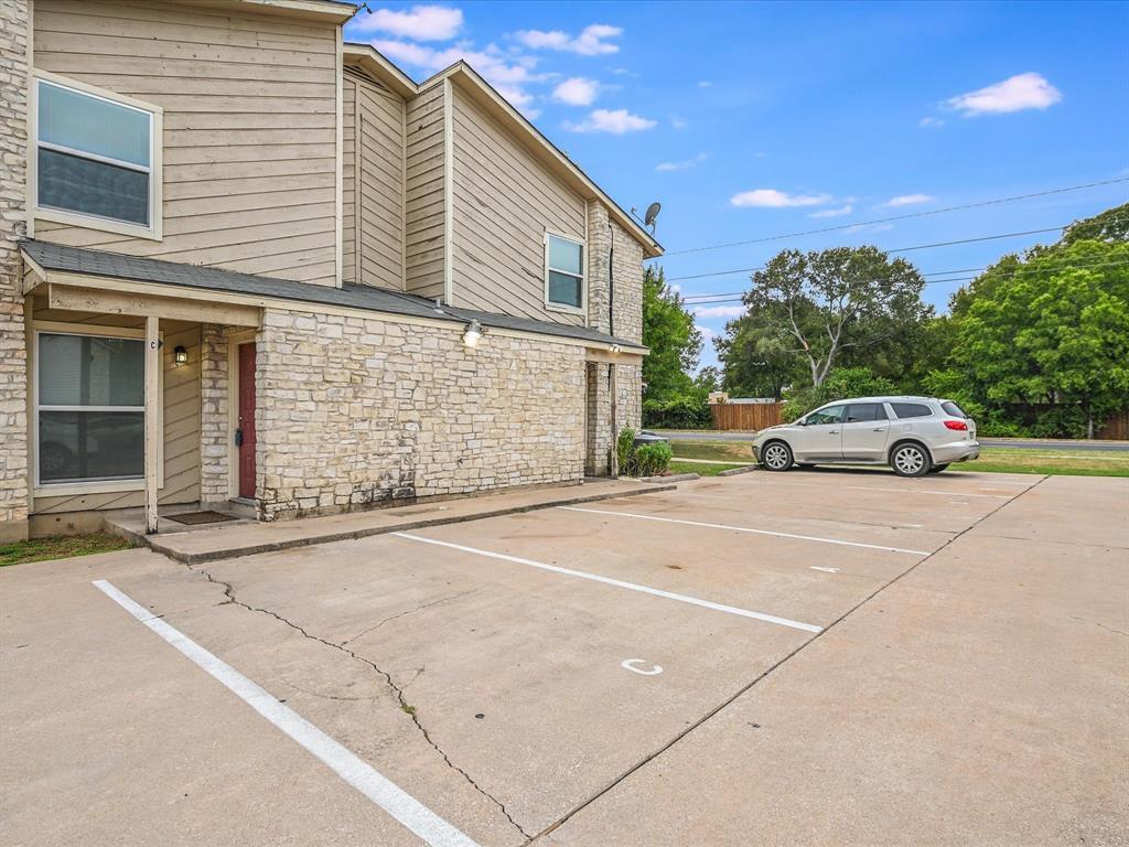 2621 Ektom Dr # C, Austin, TX 78745