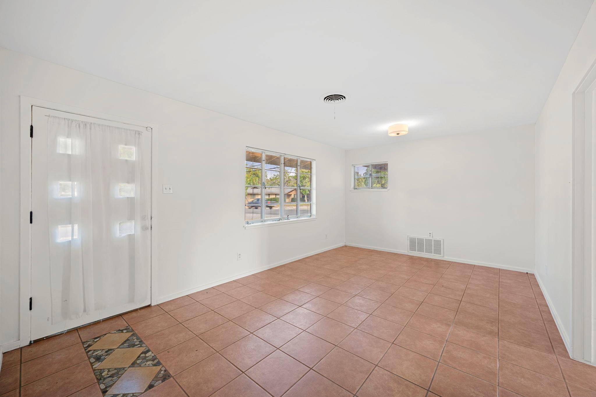 5807 Wynona Ave, Austin, TX 78756