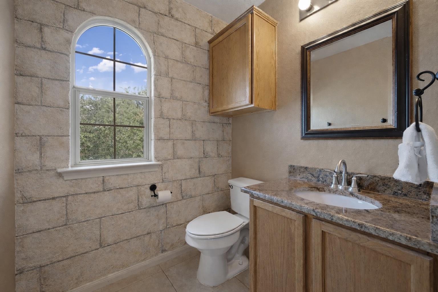 3702 Rock Terrace Dr, Lago Vista, TX 78645