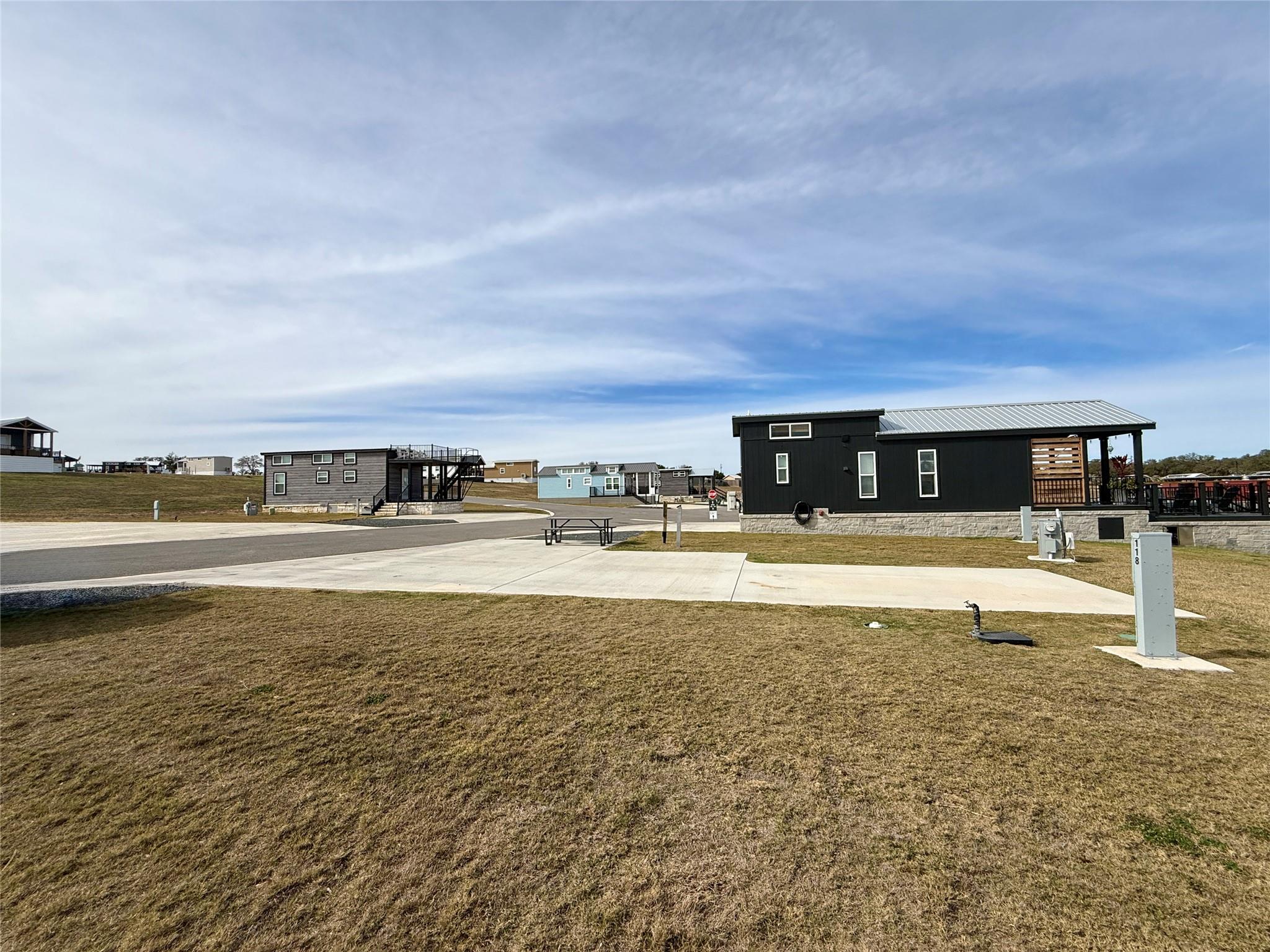 5386 Ranch Road 1376 Rd # 118, Fredericksburg, TX 78624