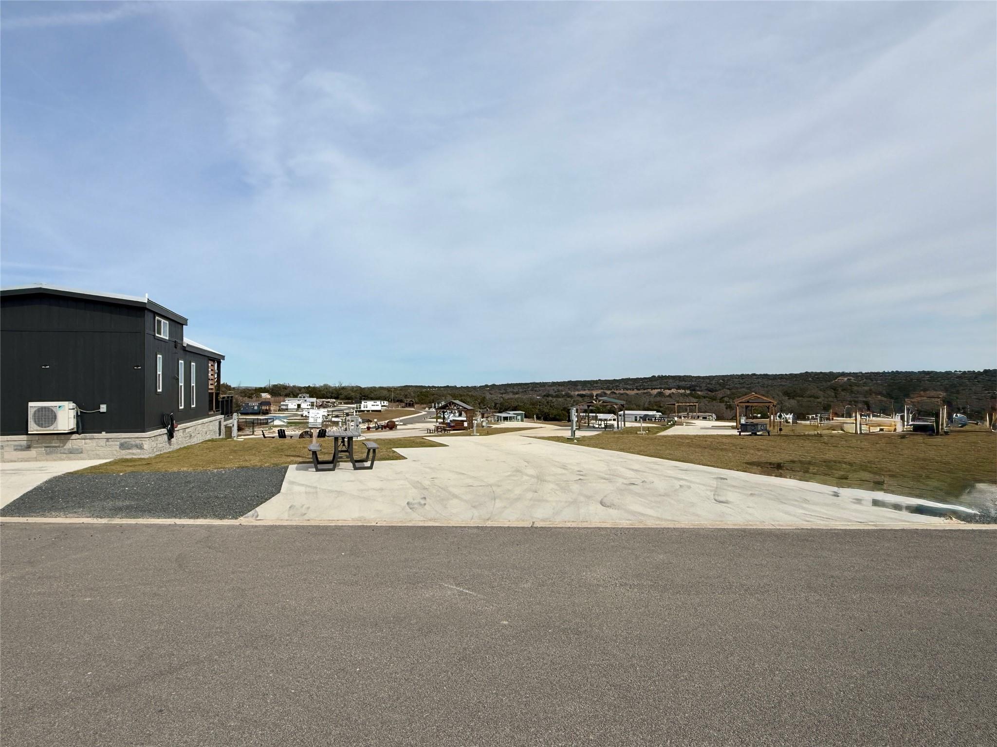 5386 Ranch Road 1376 Rd # 118, Fredericksburg, TX 78624