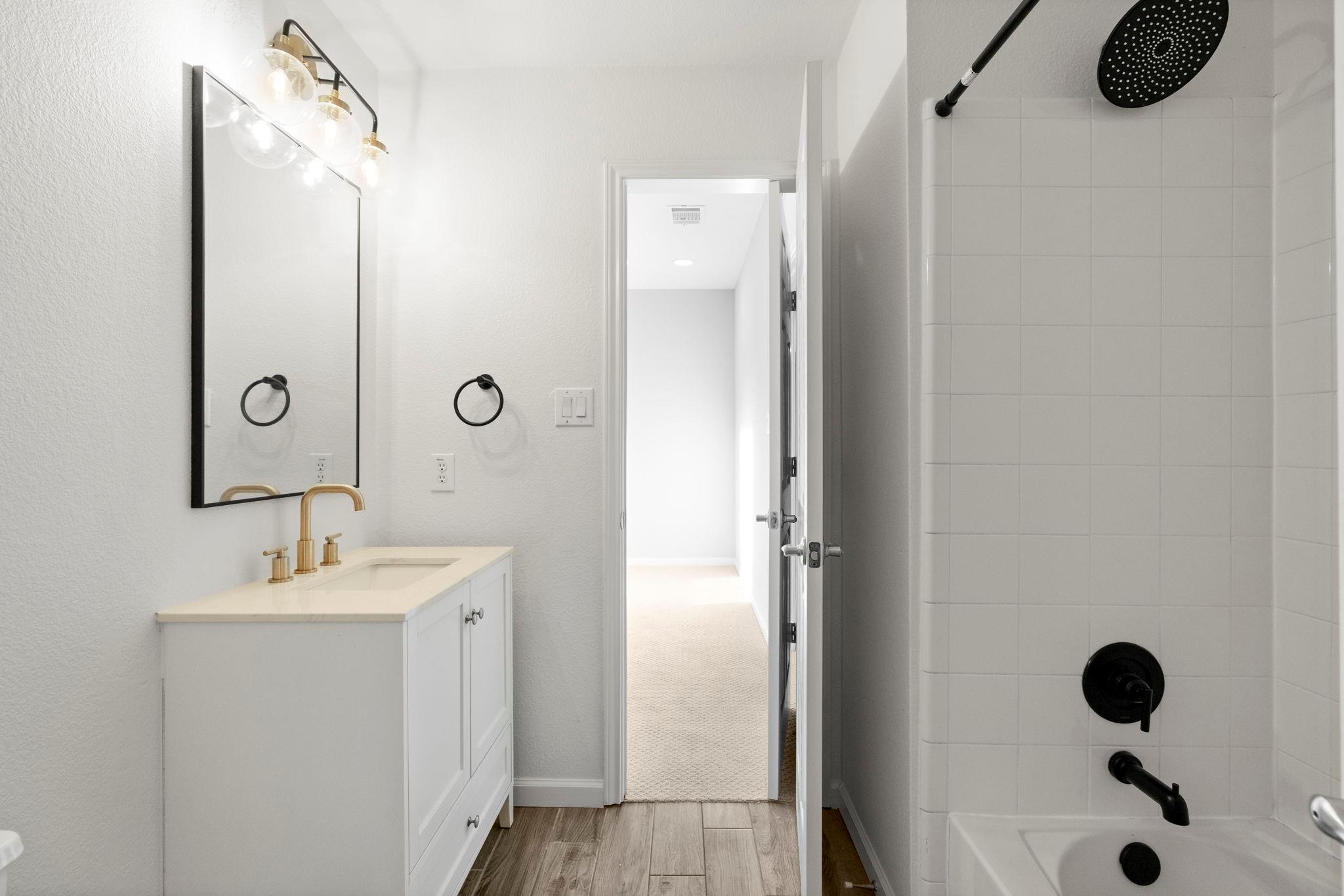 12101 Cascade Caverns Trl, Austin, TX 78739