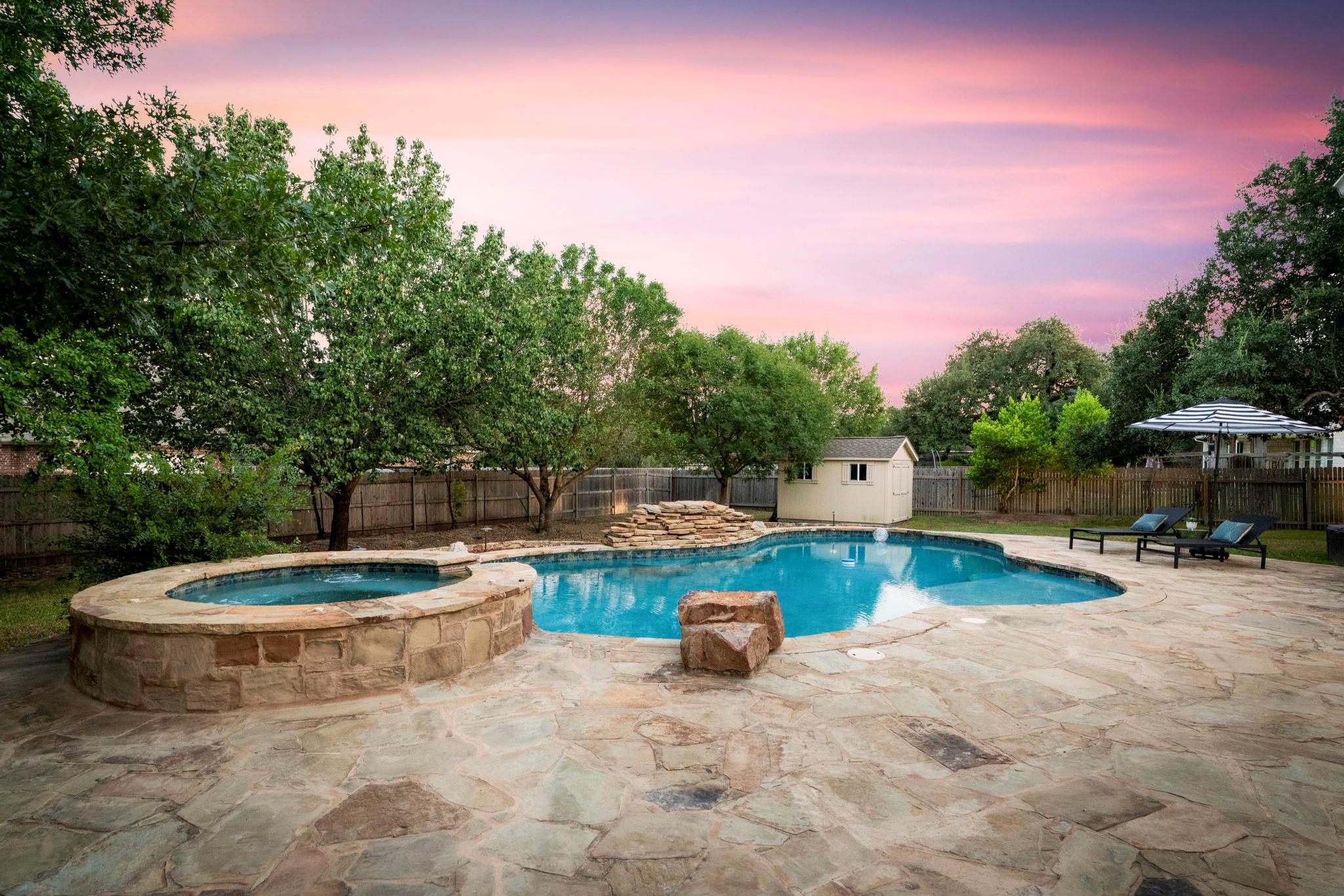 12101 Cascade Caverns Trl, Austin, TX 78739