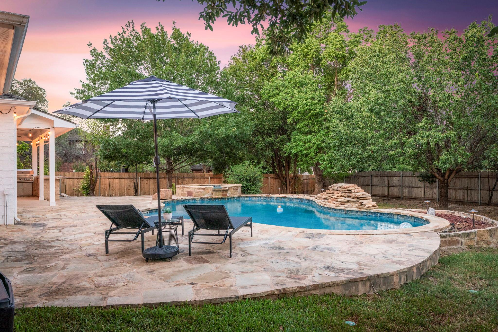 12101 Cascade Caverns Trl, Austin, TX 78739