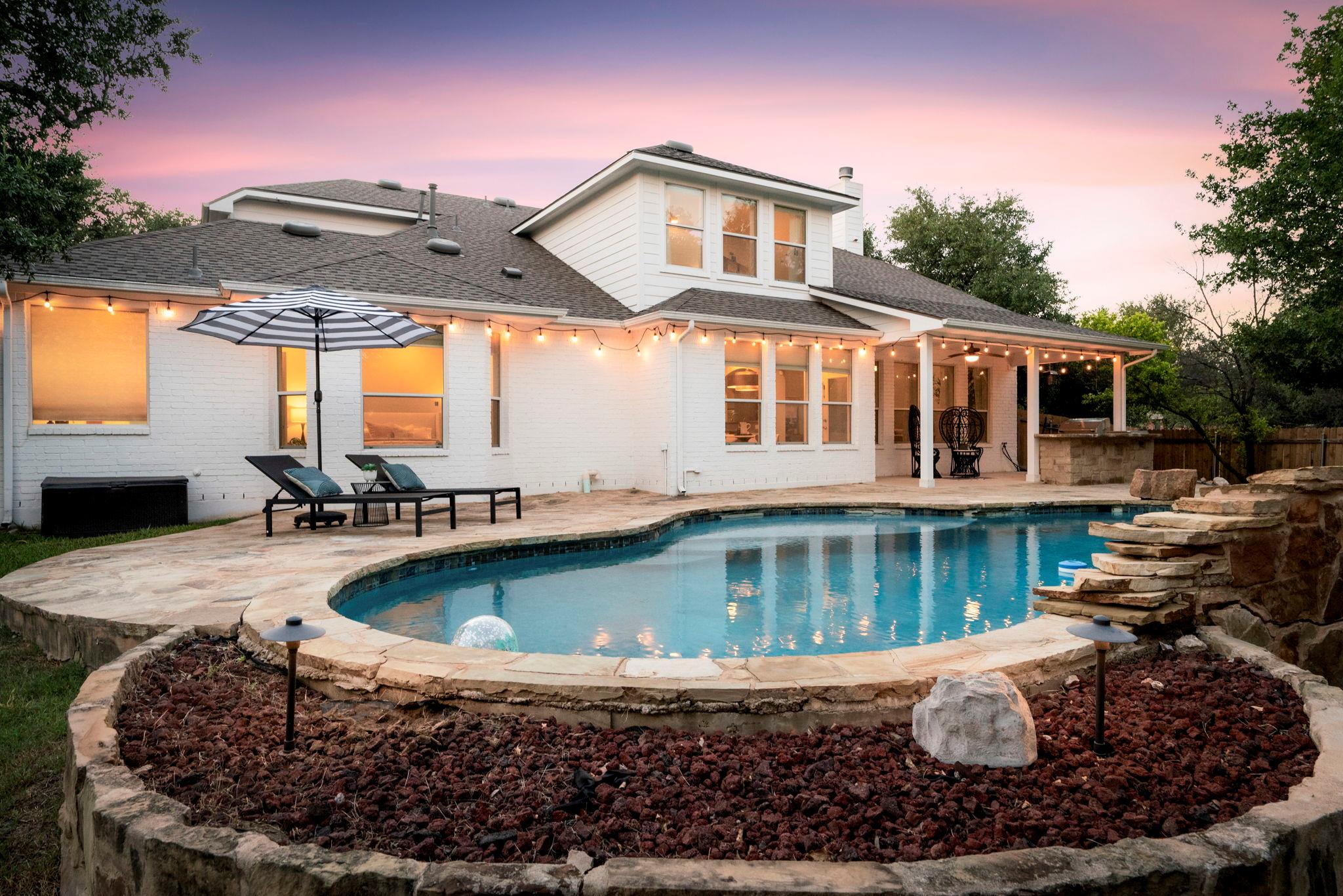 12101 Cascade Caverns Trl, Austin, TX 78739