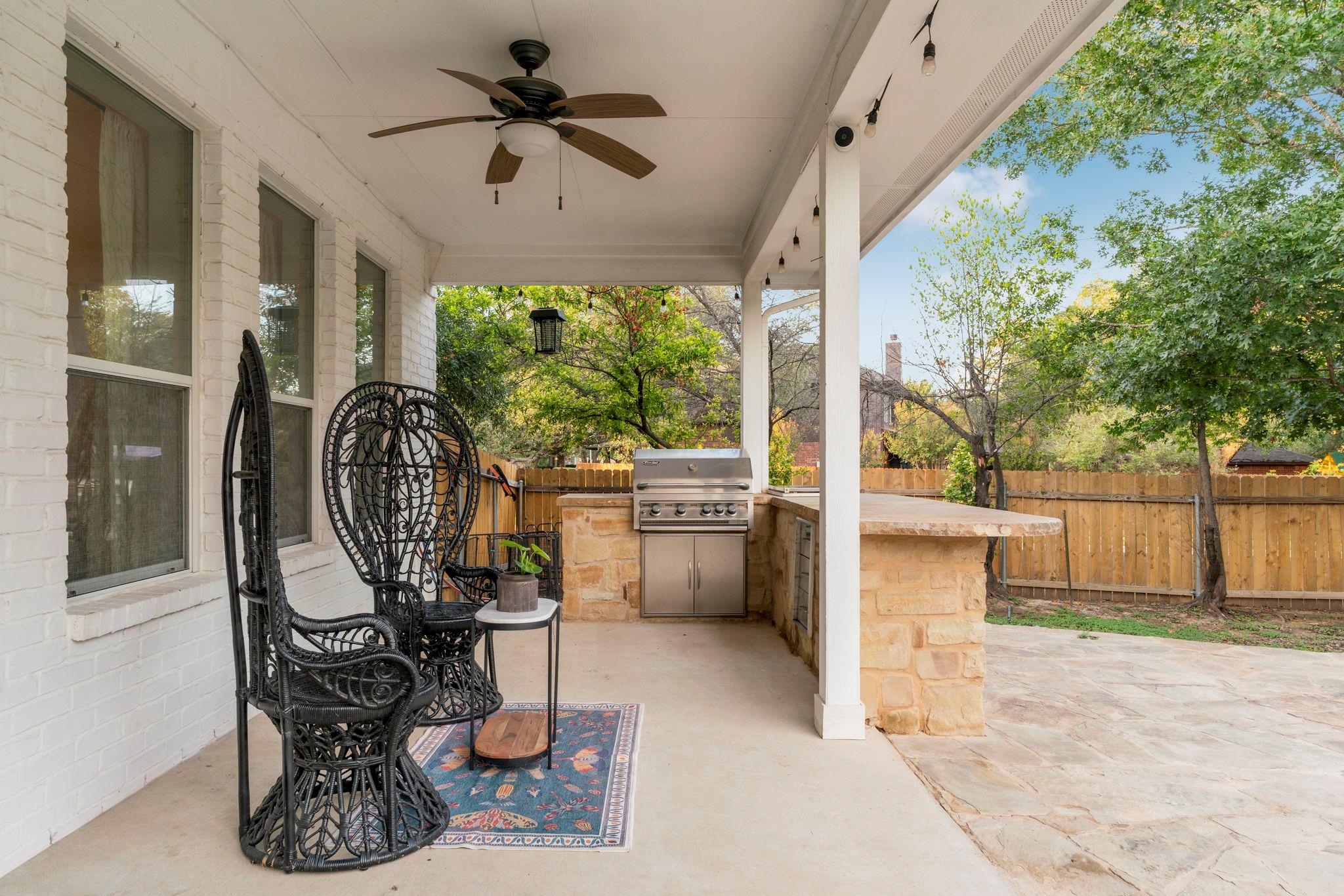 12101 Cascade Caverns Trl, Austin, TX 78739