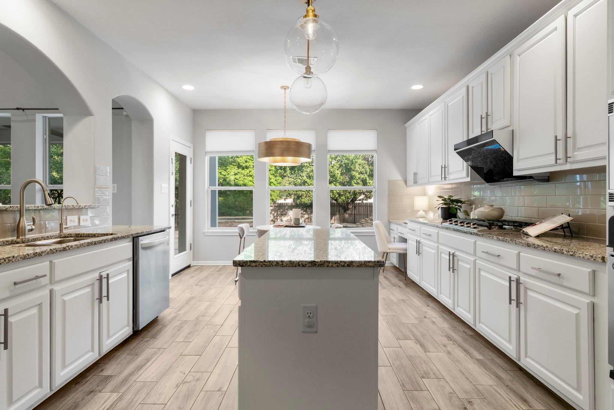 12101 Cascade Caverns Trl, Austin, TX 78739