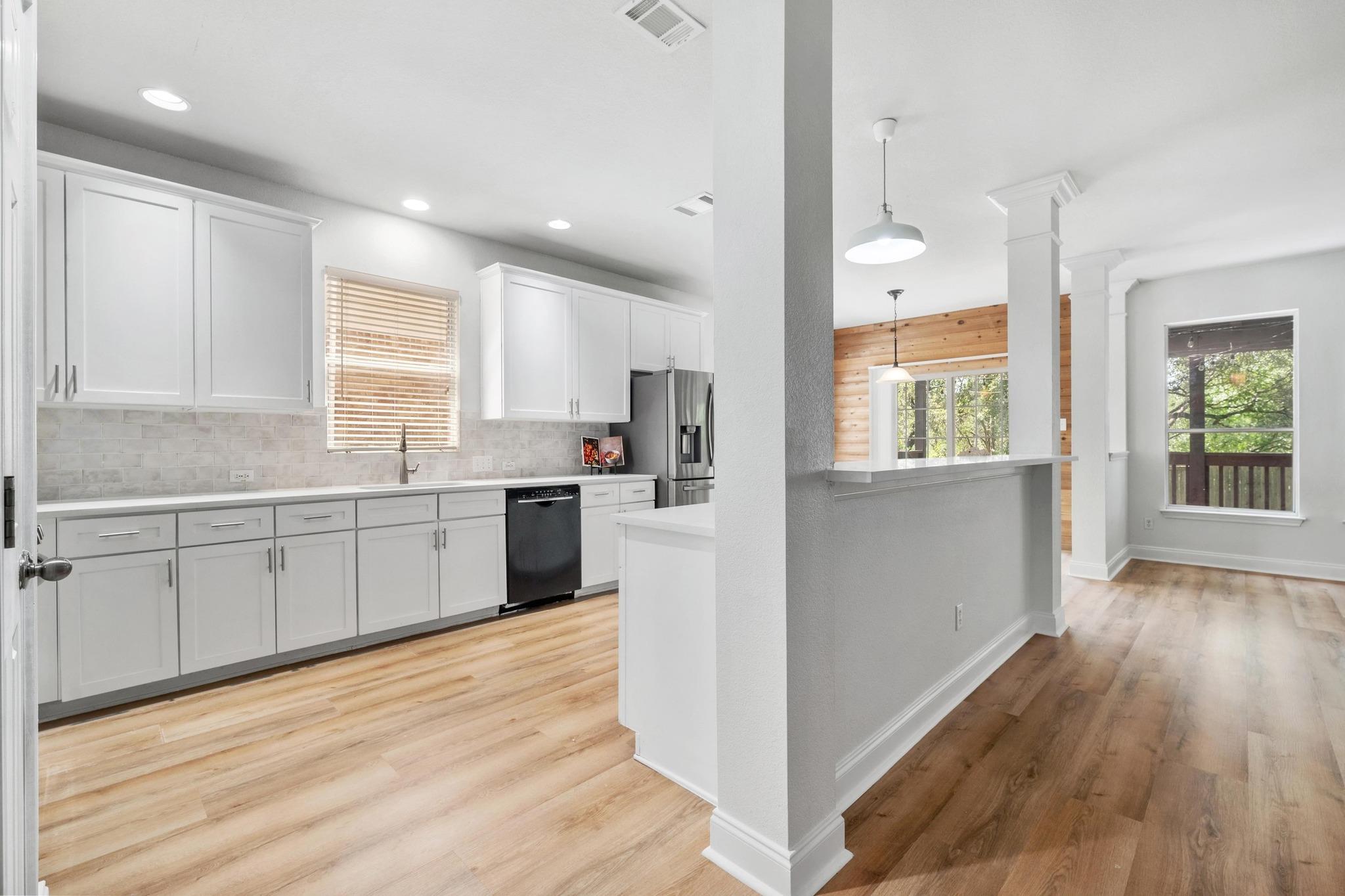 10016 Barbrook Dr, Austin, TX 78726
