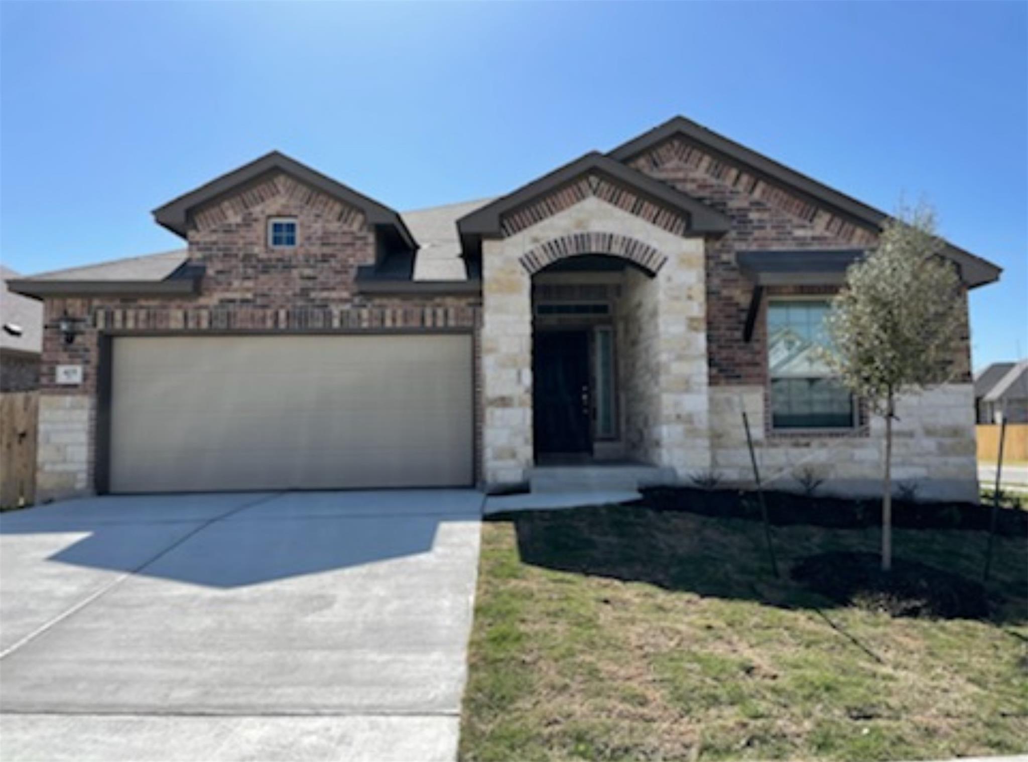 425 Blue Oak Blvd, San Marcos, TX 78666