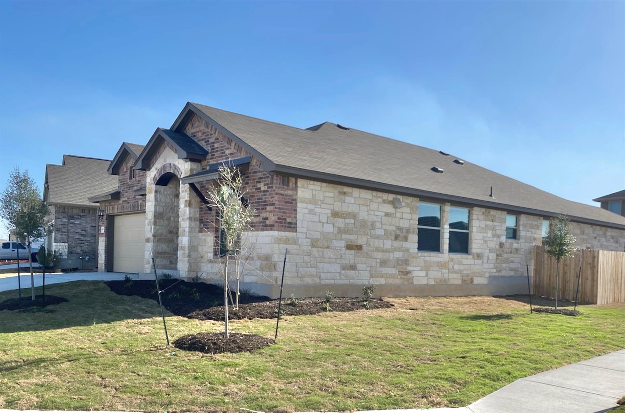 425 Blue Oak Blvd, San Marcos, TX 78666