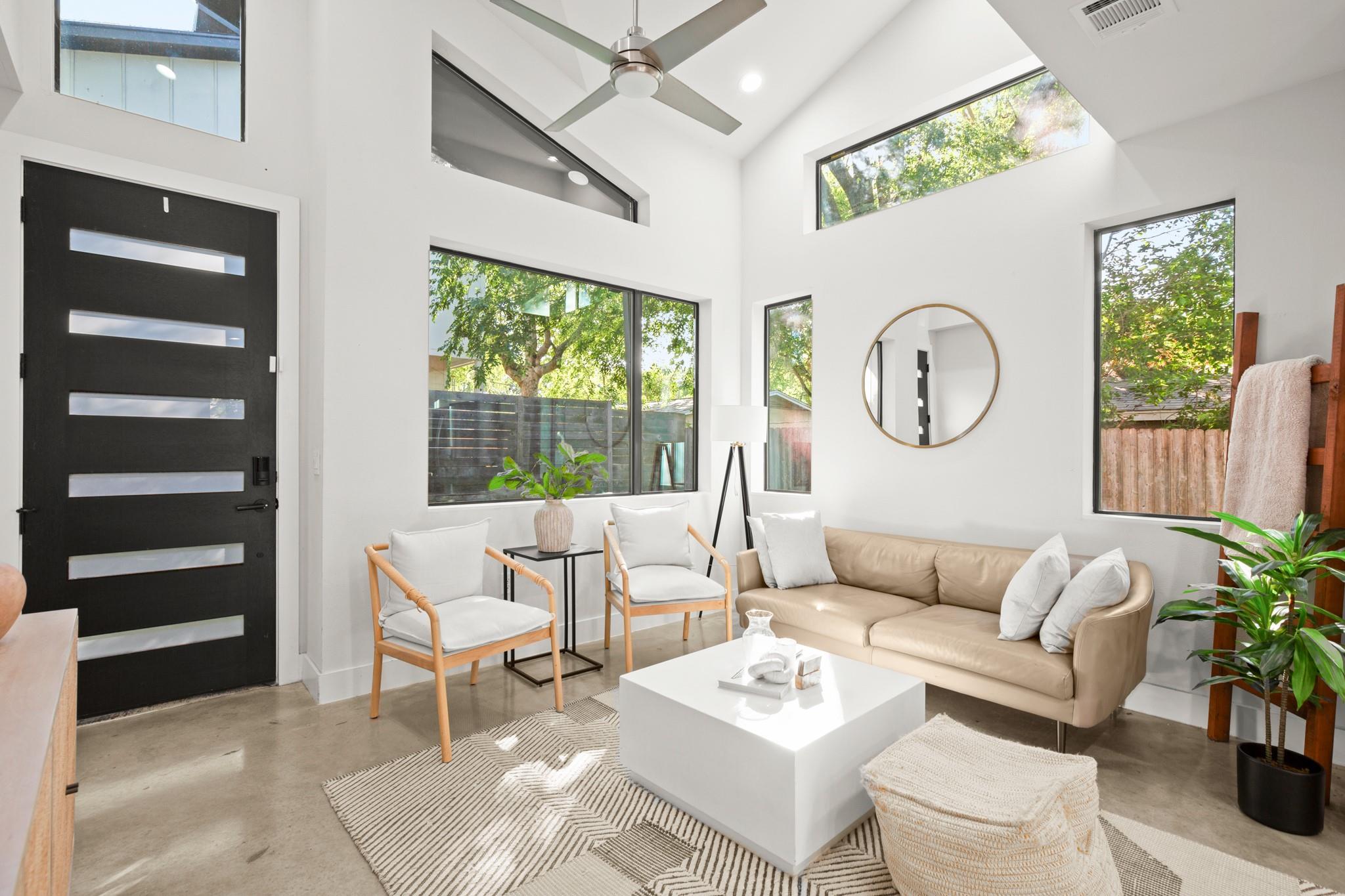 619 Hammack Dr # 2, Austin, TX 78752